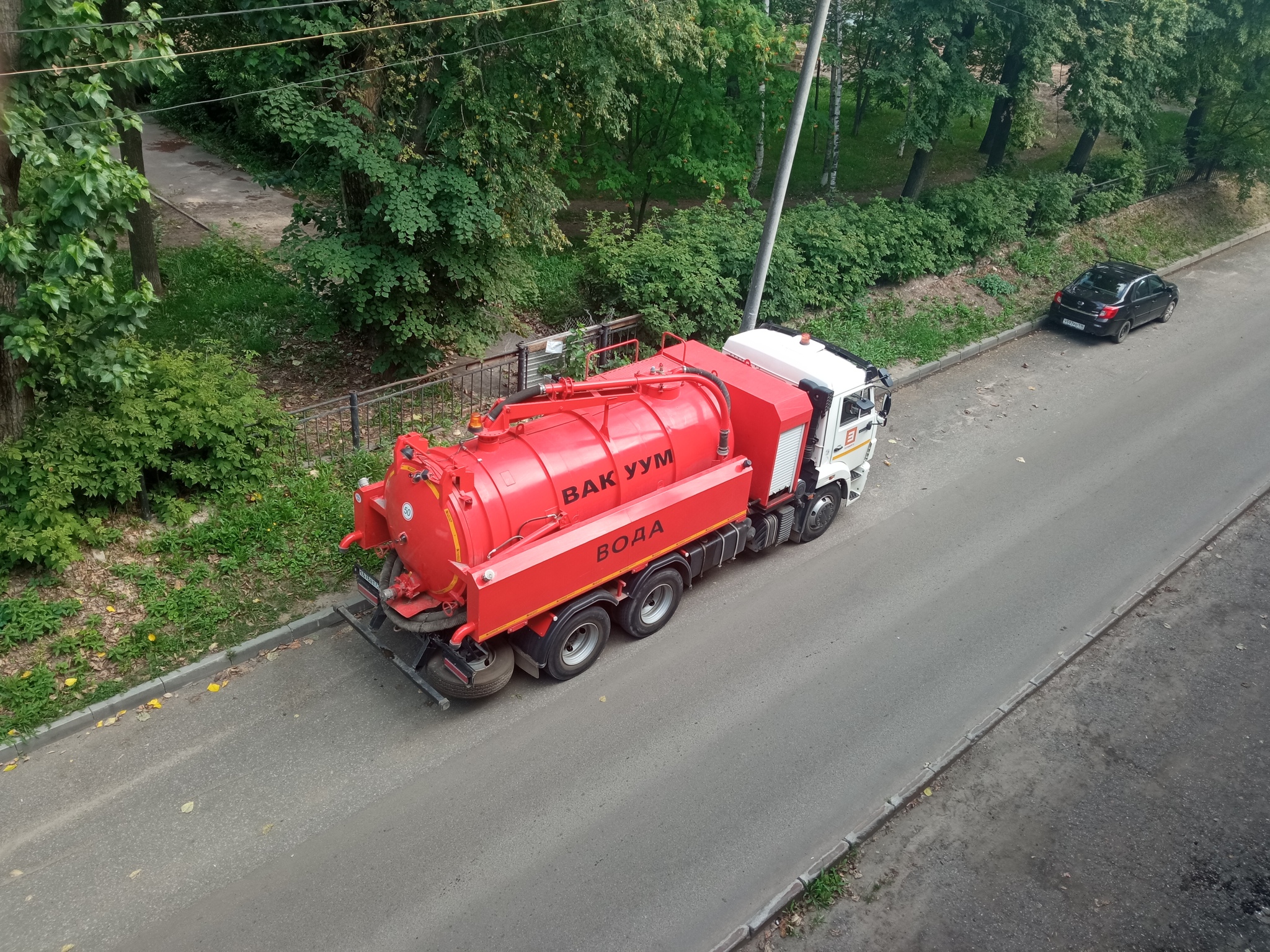 Liquid vacuum tank was brought - My, Humor, Vacuum, 