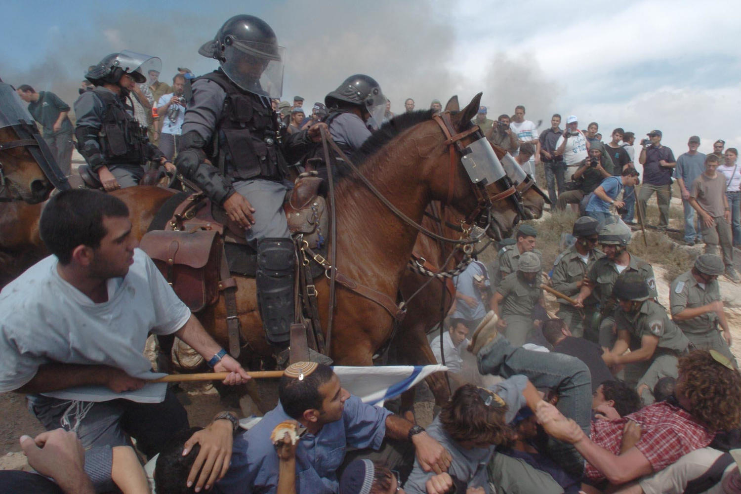 Accidental renaissance - Accidental renaissance, Police, Israel