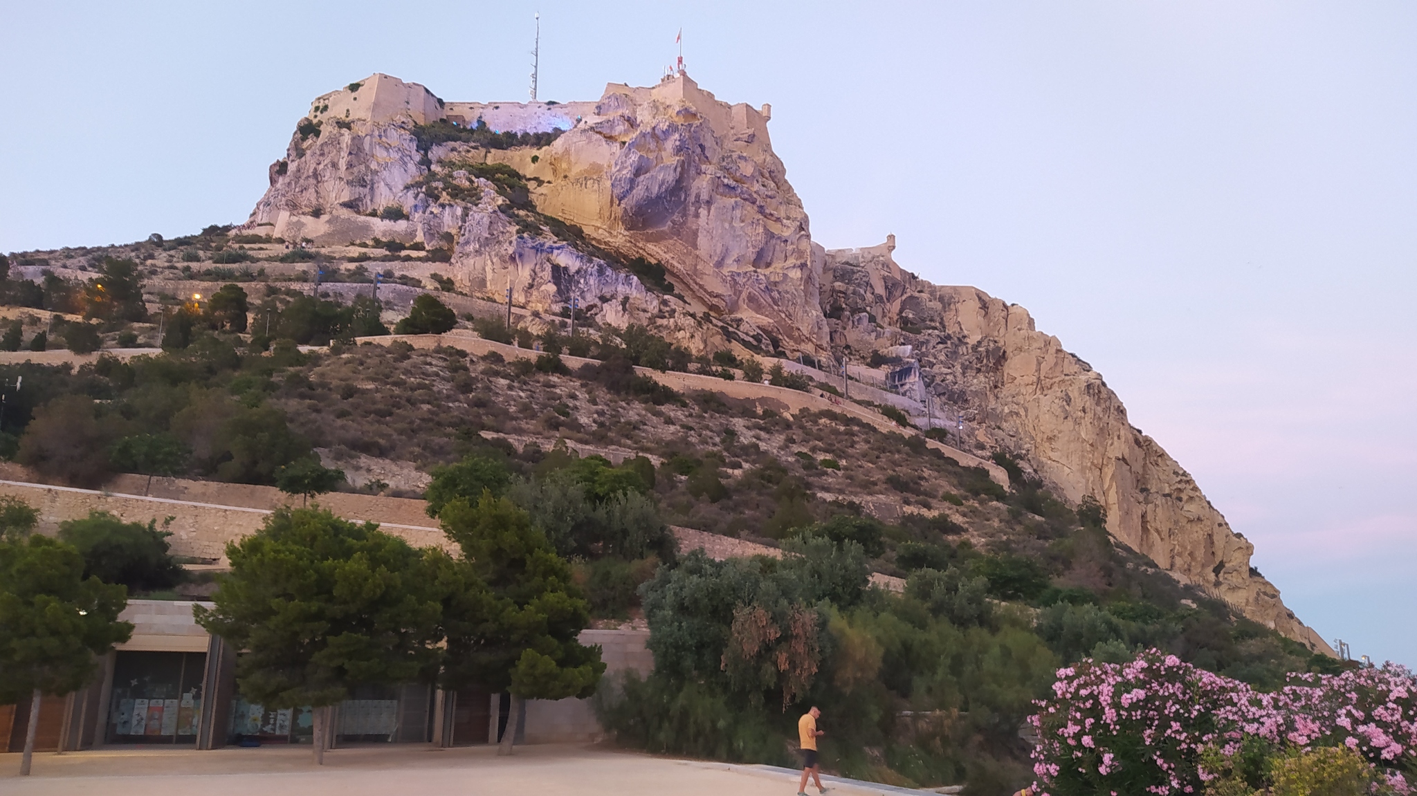 Spain, Alicante, Santa Barbara fortress and view from it - My, Spain, The photo, Fortress, Travels, The mountains, The park, Alicante, Longpost