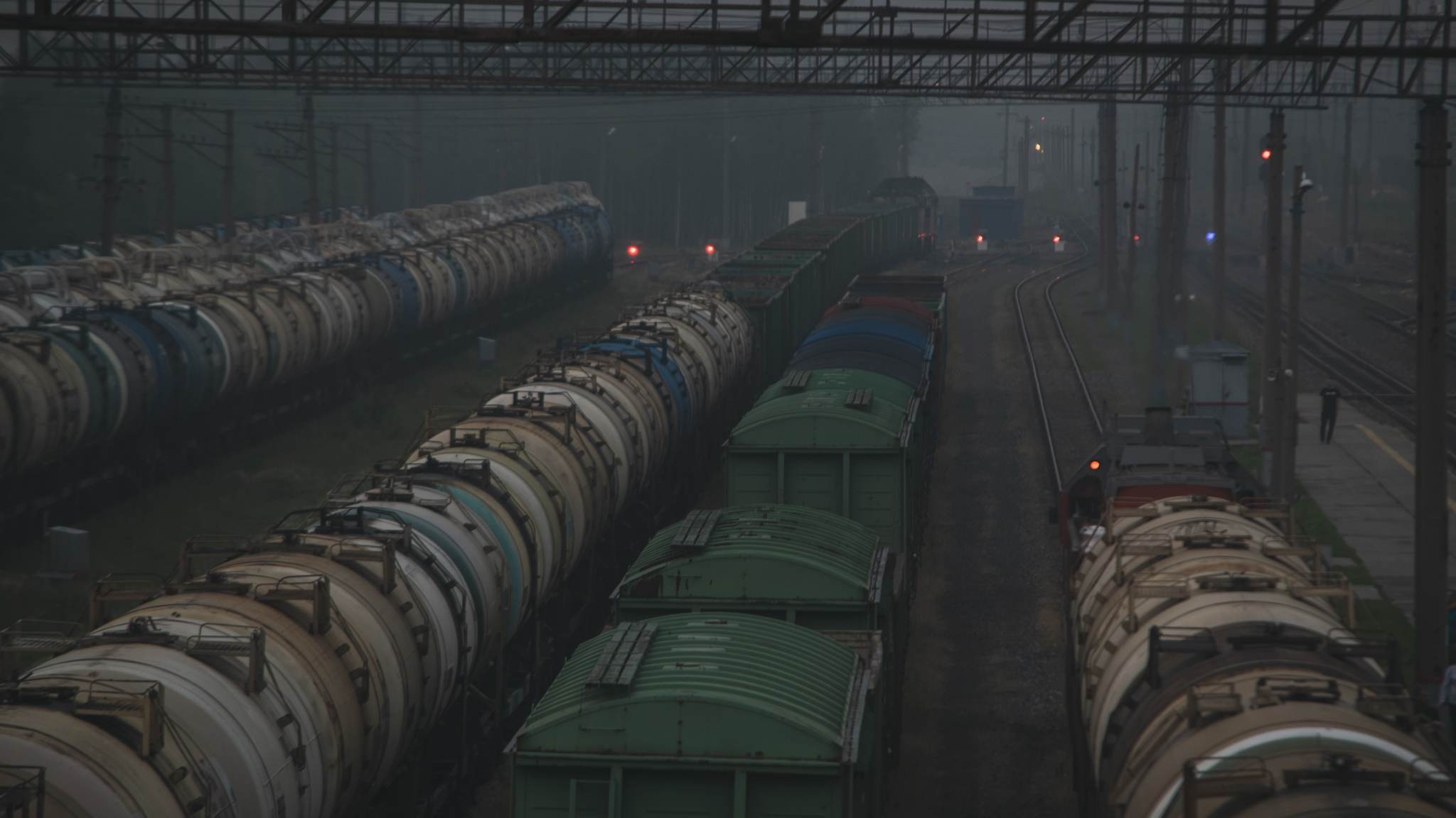 Railway - My, Railway, Locomotive, A train, Railway carriage, The photo, Surgut, North, KhMAO, Longpost