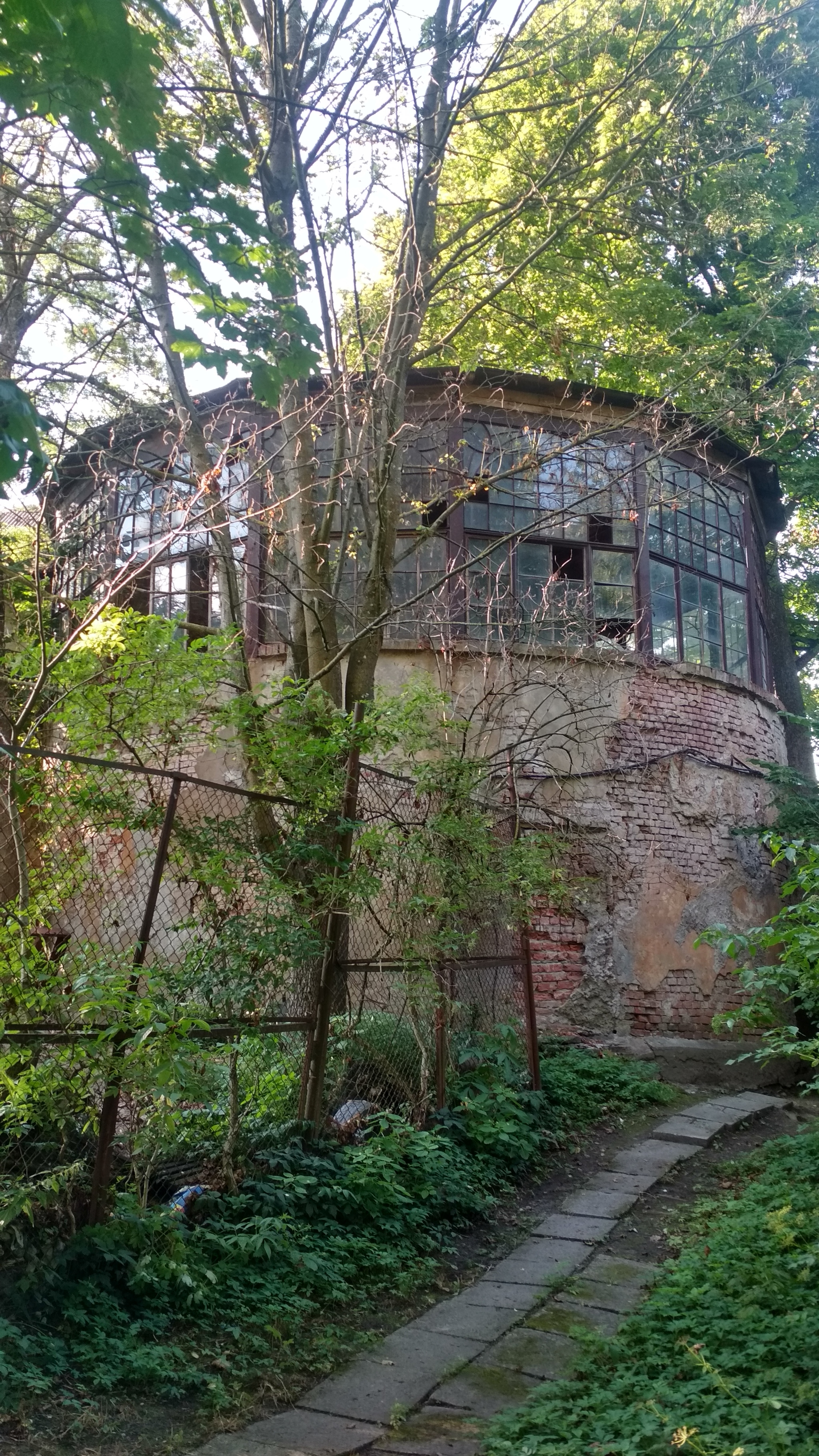 Kirche and Neuhausen Castle. 13th century - My, Church, Lock, 13th century, Germany, Kaliningrad, Russia, Story, Travels, , Fortress, Old age, The photo, Abandoned, Despondency, All ashes, Past, Architecture, Longpost