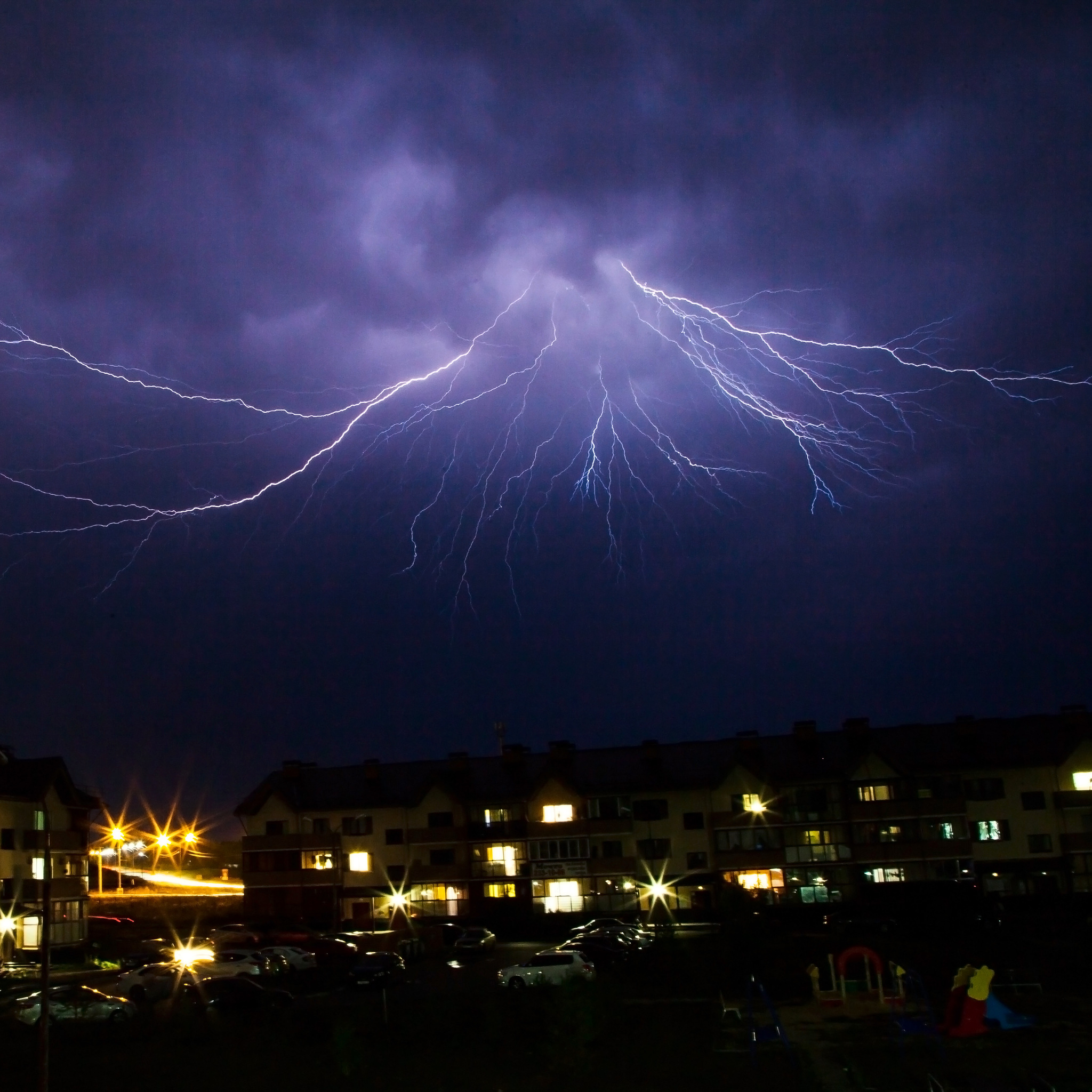 Lightning in Chelyabinsk - My, Lightning, Thunderstorm, The photo