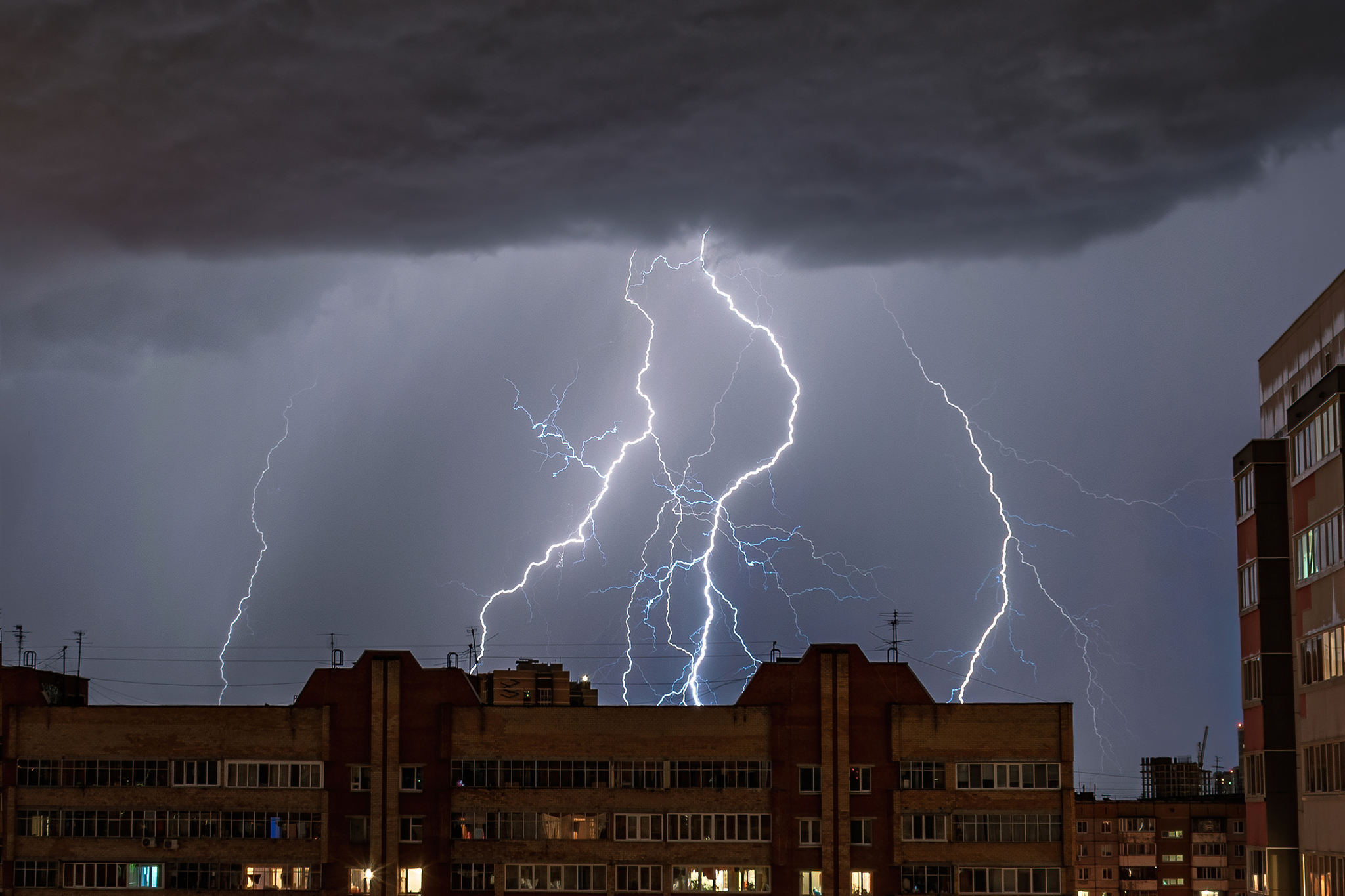 Thunderstorm in Perm 16.06 - My, Thunderstorm, Lightning, Sky, The photo, Longpost