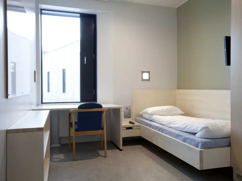 Hostel and prison - Dormitory, Students, Prison, Society, The photo, Norway