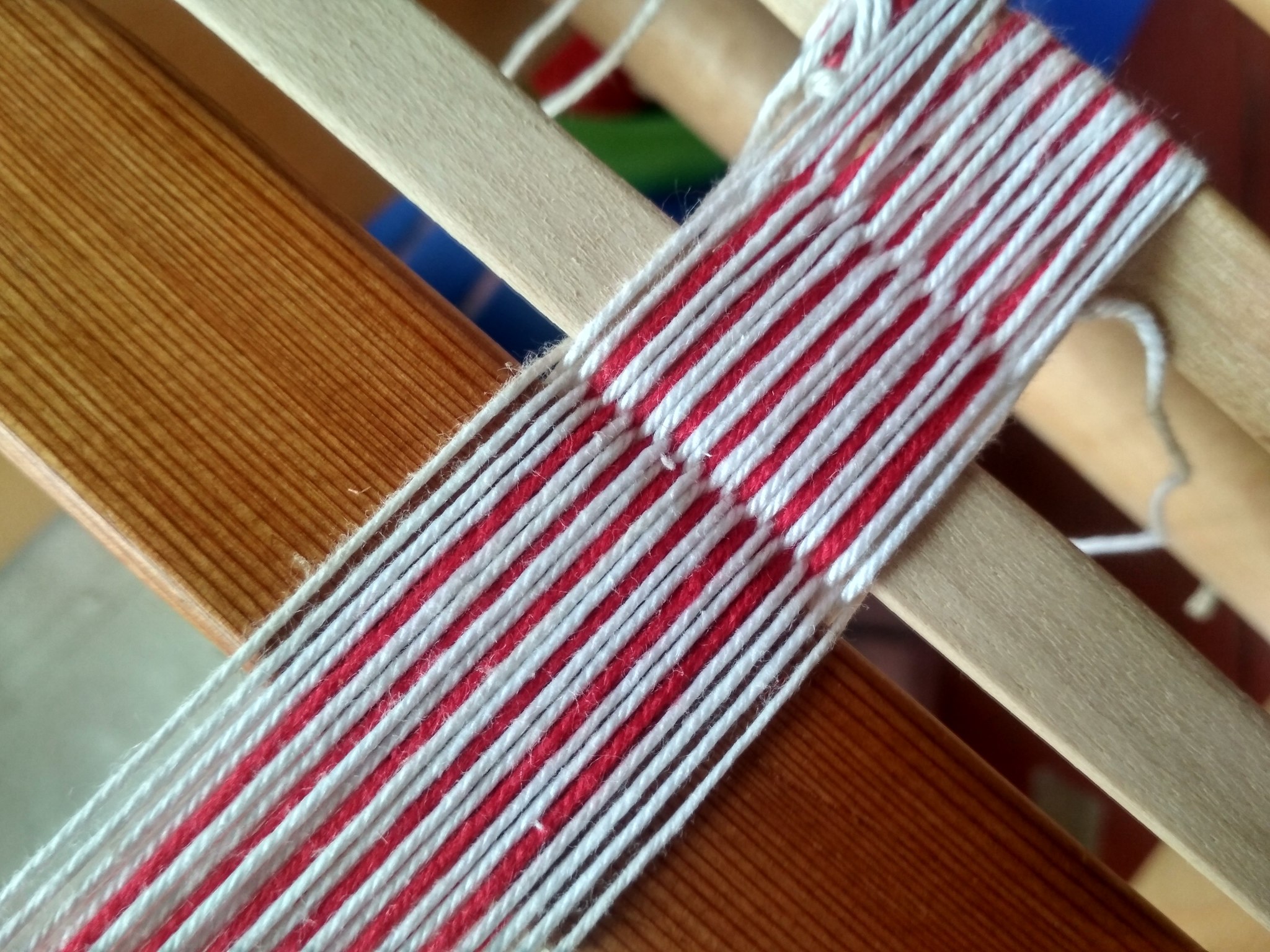 Tape loom. pikabu.monster