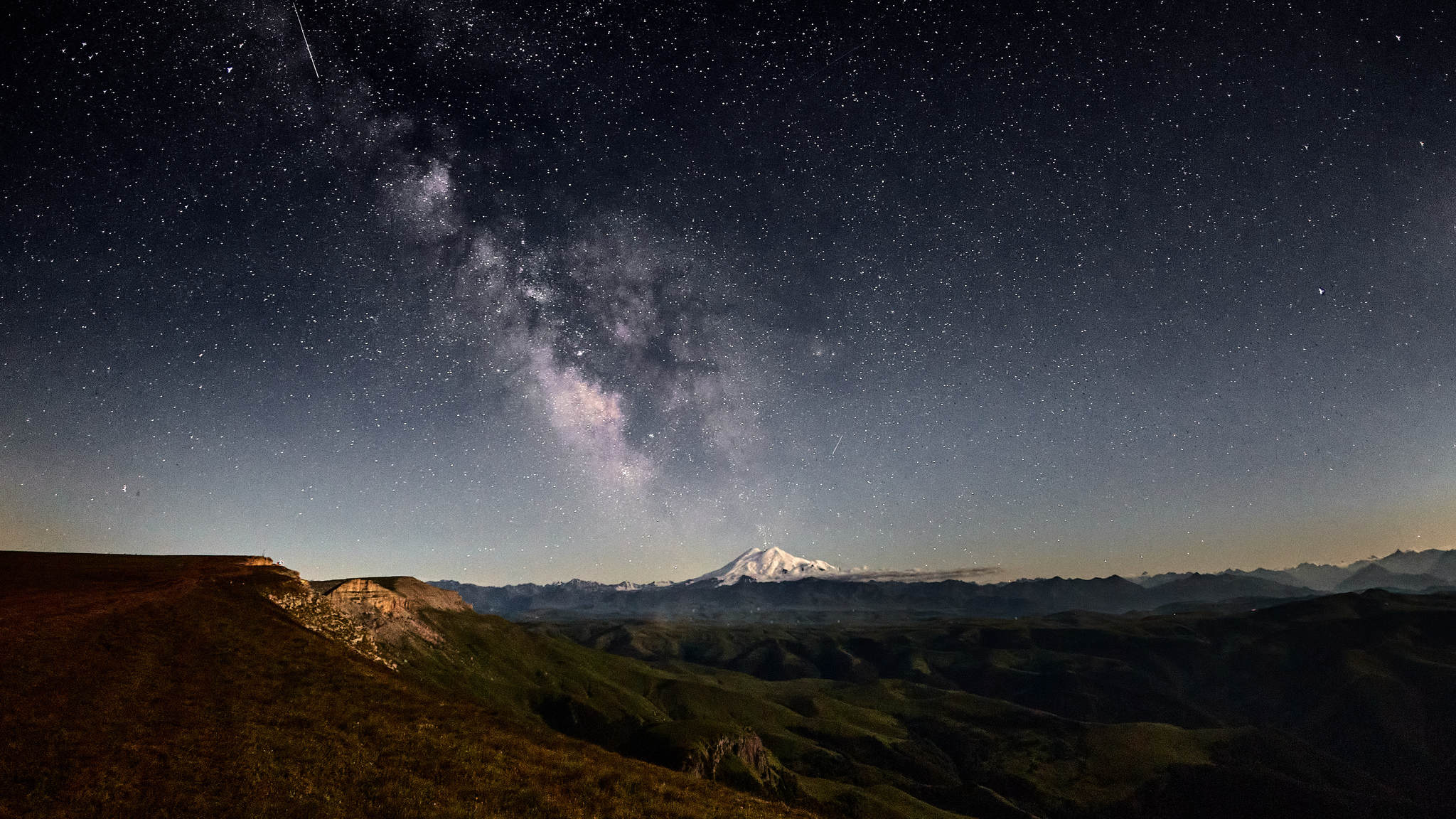 His Majesty Elbrus - My, Elbrus, Bermamyt plateau, Night, Stars