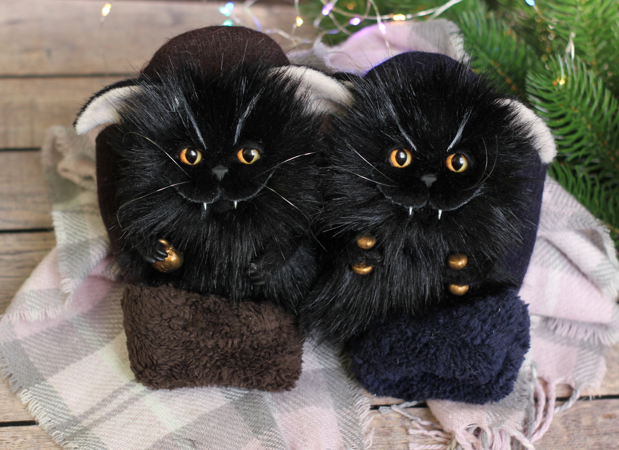 Evil mittens - My, Needlework without process, Animal husbandry, Mittens, Black cat, cat, Handmade, Longpost