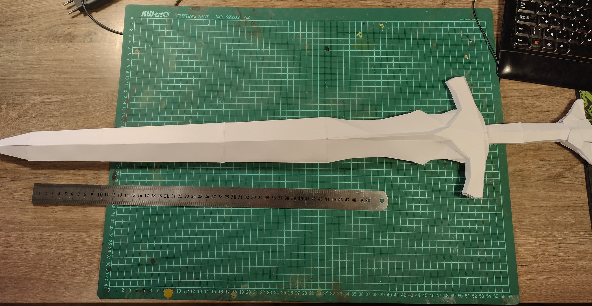 Кинжал с ножнами из бумаги, Dagger with paper sheath