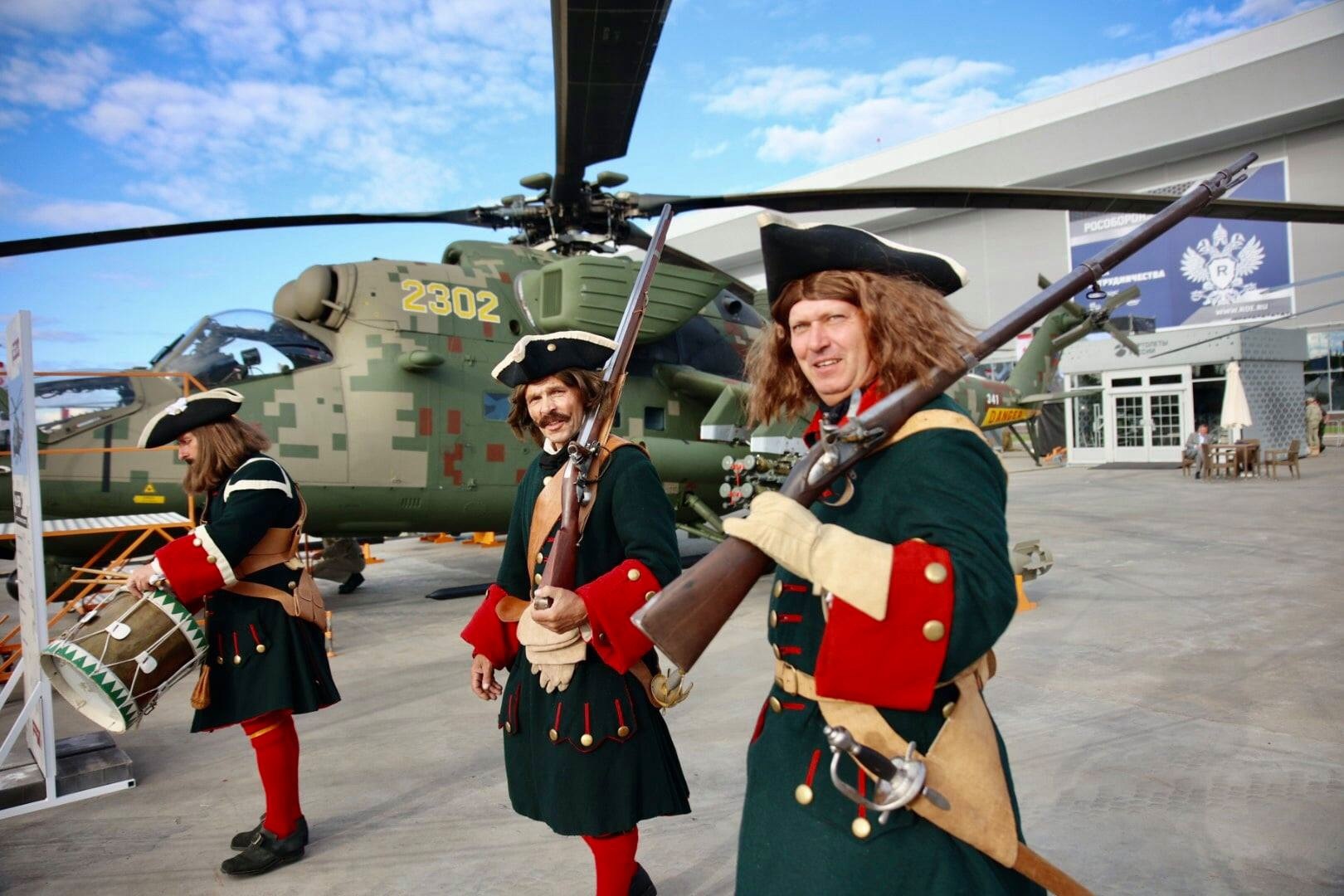 The delegation of Peter the Great buys flying machines in order to ..in order to beat the Swede and cool their Karl - Army Forum 2021, Historical reconstruction, Russia, Helicopter, Weapon, Equipment, Longpost