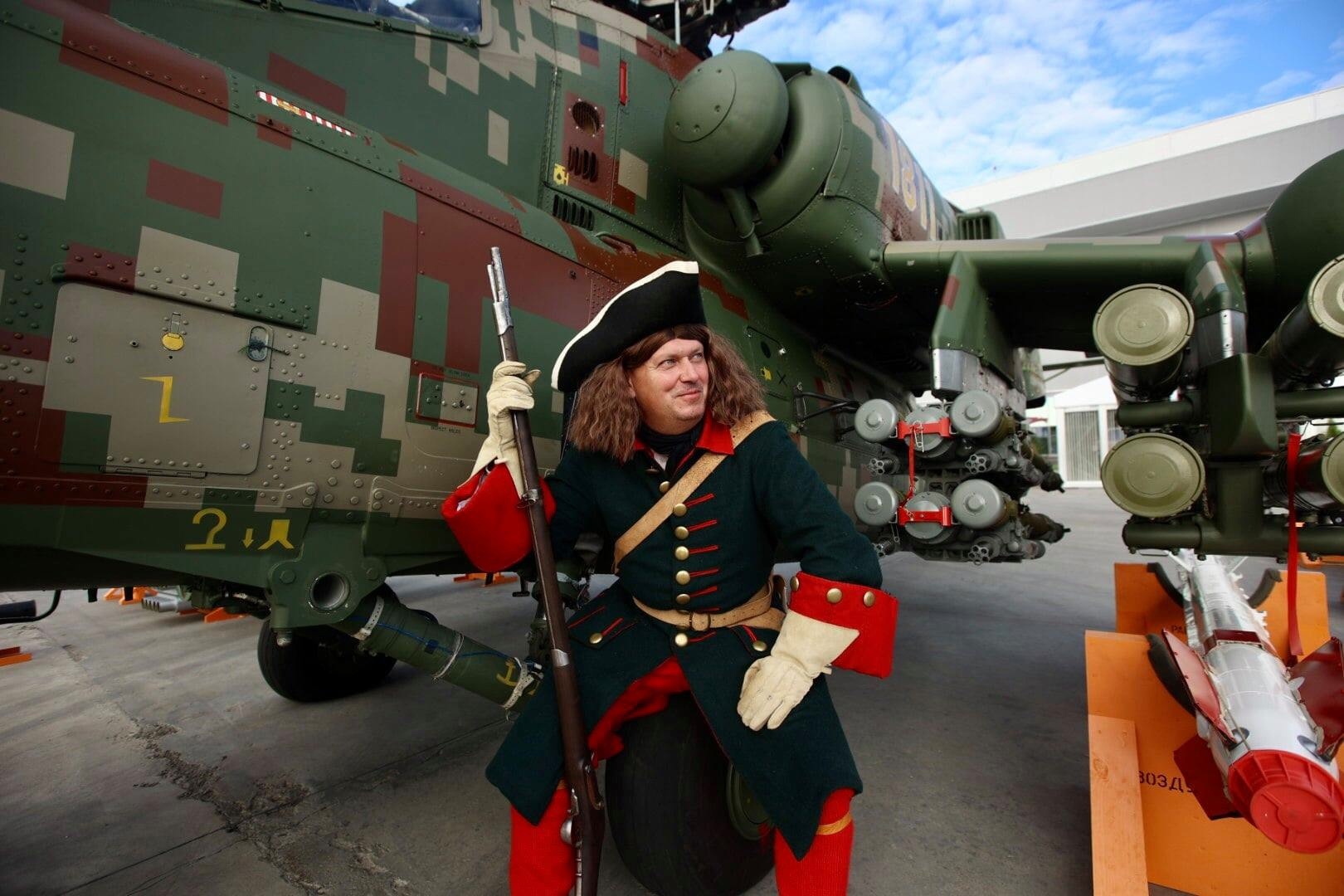 The delegation of Peter the Great buys flying machines in order to ..in order to beat the Swede and cool their Karl - Army Forum 2021, Historical reconstruction, Russia, Helicopter, Weapon, Equipment, Longpost