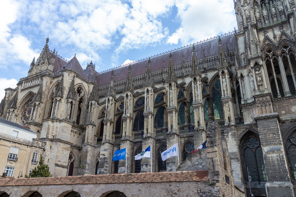 Собор Нотр-Дам де Реймс (Notre-Dame de Reims) - Моё, Путешествия, Франция, Европа, Церковь, Католическая церковь, Собор, Реймс, Фотография, , Архитектура, Витраж, Жанна дАрк, Скульптура, Длиннопост