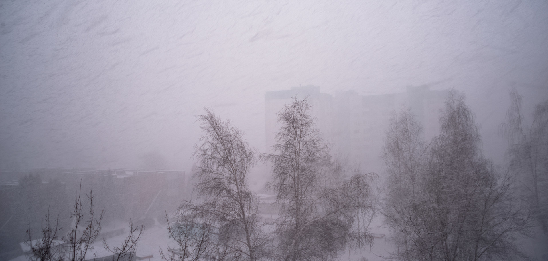 In Bobruisk... - My, Weather, Sky, Bobruisk, Nikon, View from the window, The photo, Clouds, Longpost