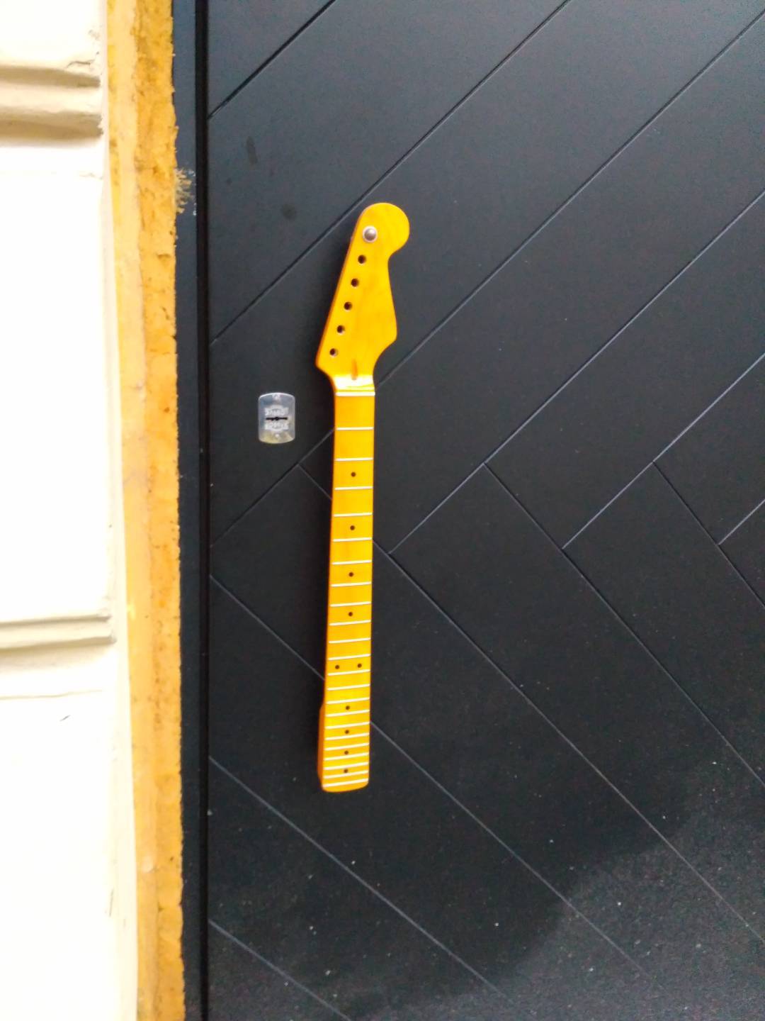 Reply to the post Door handle in St. Petersburg - Saint Petersburg, Door, Design, Russia, The photo, Оригинально, Guitar