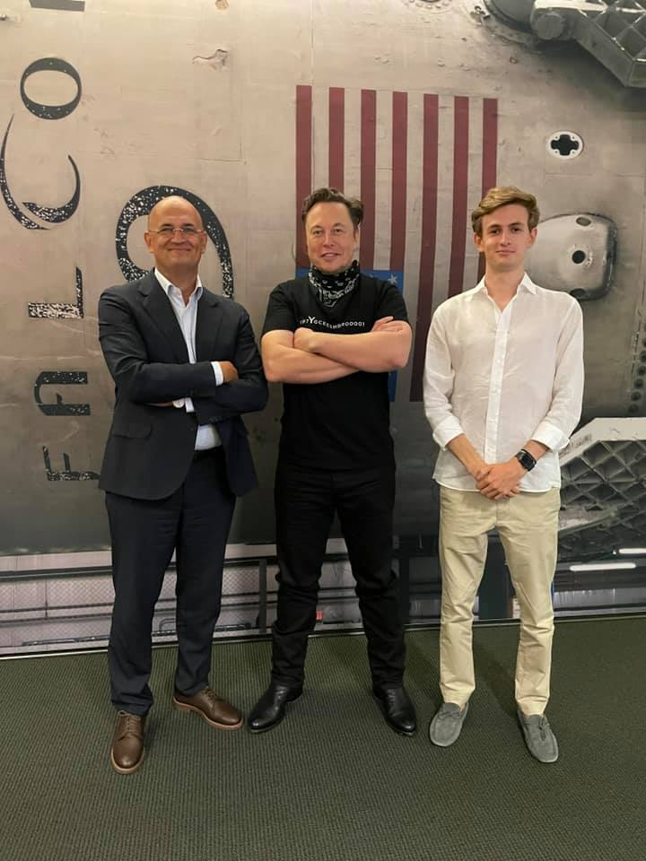 Musk and Queens - Elon Musk, Sergey Korolev, Space