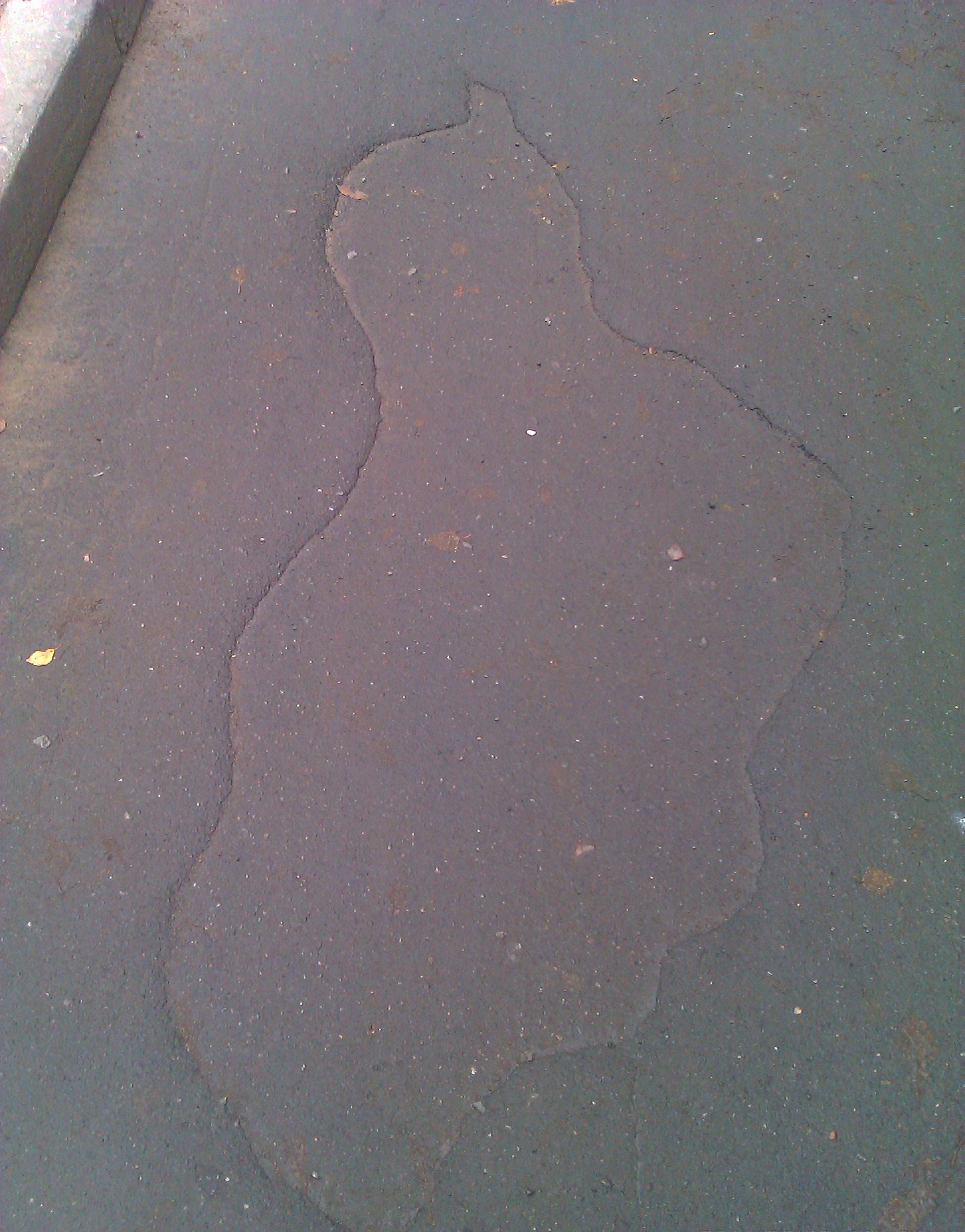 I'm Batman! - My, Pareidolia, Batman, Asphalt, Mobile photography