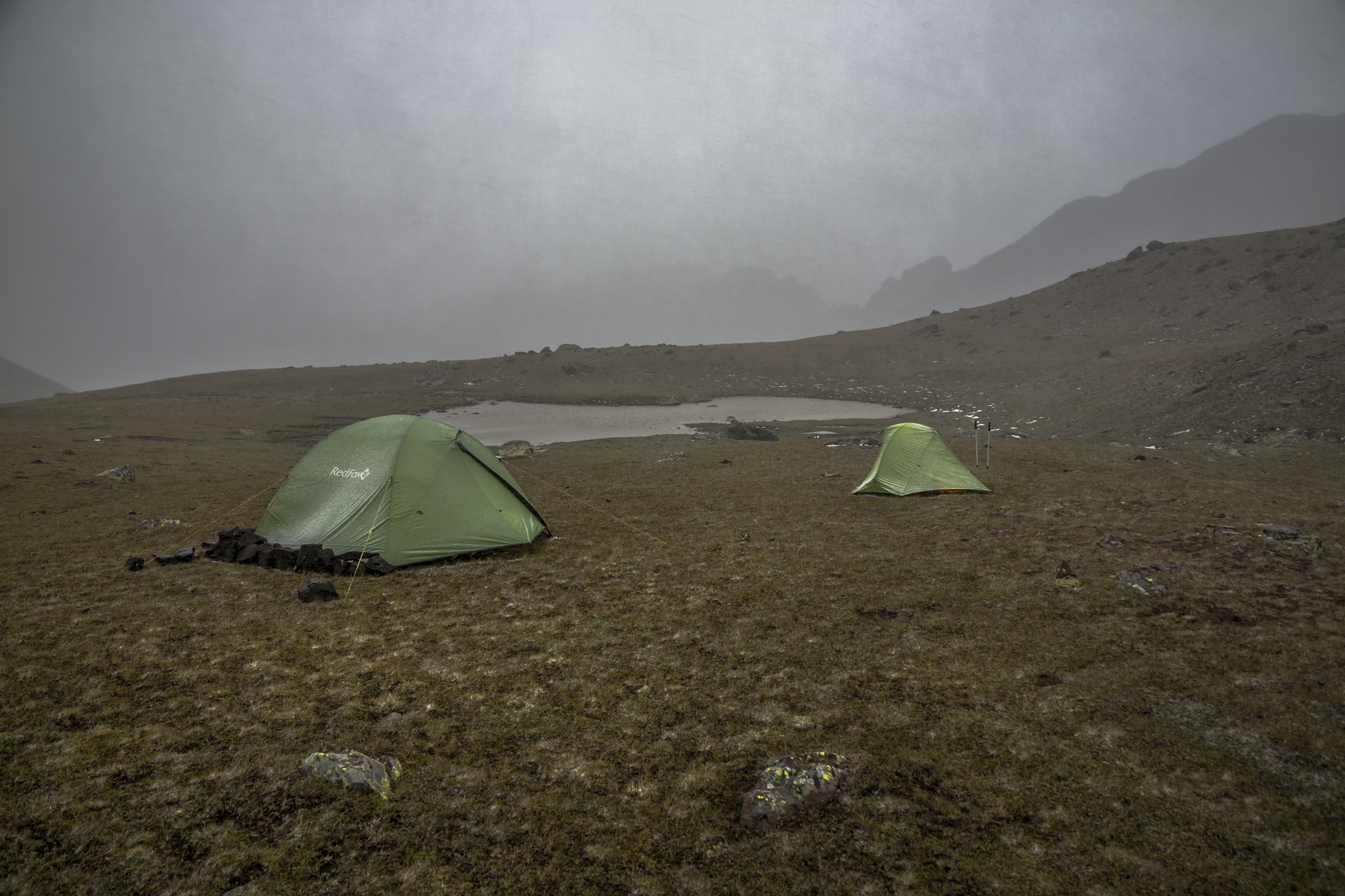 While everyone is sleeping - My, The mountains, Tourism, Tent, The sun, Sunrise, Clouds, The photo, Landscape, , Hike, Nature, Mountain tourism, Caucasus, Caucasus mountains, Karachay-Cherkessia, Morning, Longpost