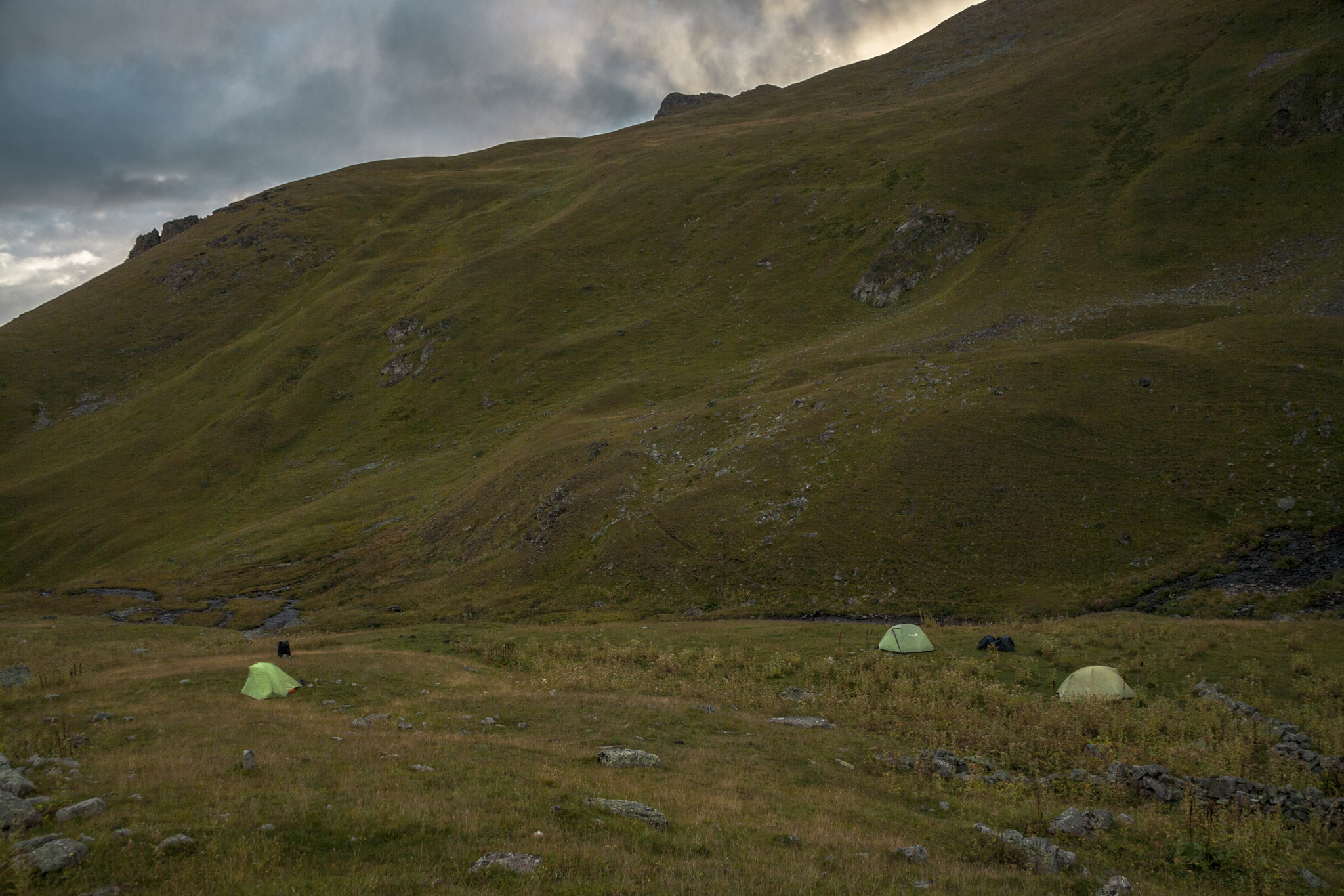 While everyone is sleeping - My, The mountains, Tourism, Tent, The sun, Sunrise, Clouds, The photo, Landscape, , Hike, Nature, Mountain tourism, Caucasus, Caucasus mountains, Karachay-Cherkessia, Morning, Longpost