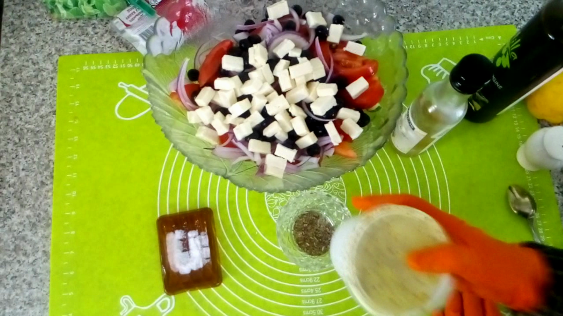 Greek salad. - My, Greek salad, Salad, Vegetable salad, Video recipe, Cooking, Video, Longpost