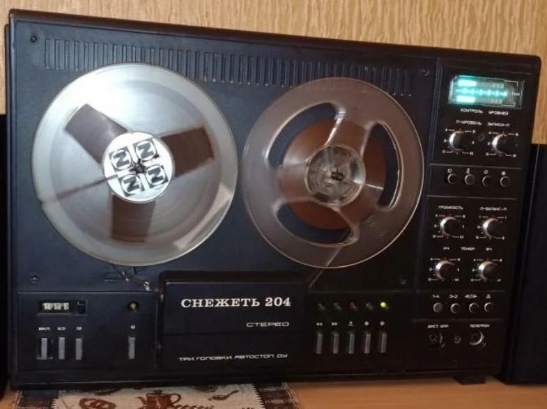 Excellent reel maker Snezhet-204-stereo for 64 rubles and this is in the USSR - Record player, the USSR, Repair, Reel-to-reel tape recorder, Yandex Zen, Longpost