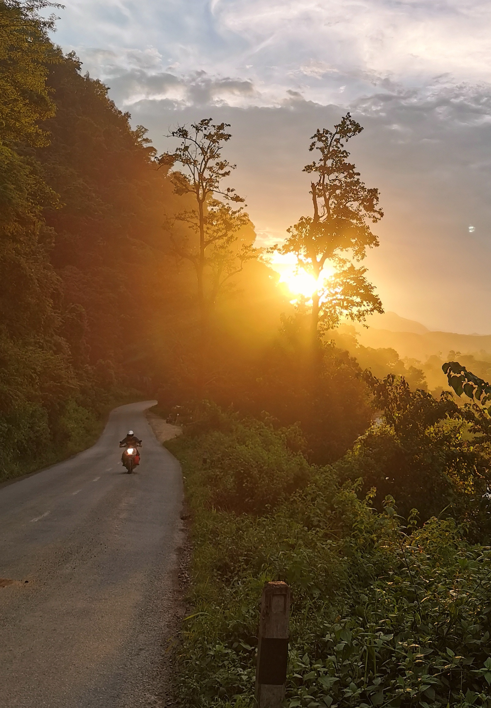 On the Sunset - My, Nepal, Mobile photography, The photo, Sunset, Road, Travels, Longpost