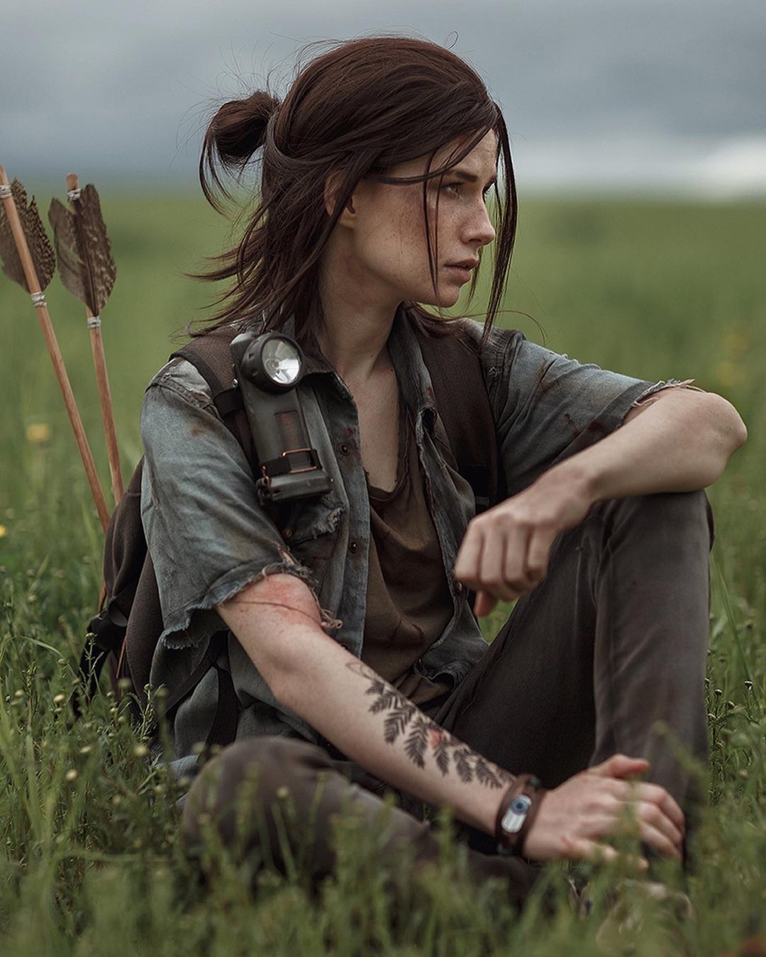 Ellie cosplay from The Last of Us 2 - 9GAG