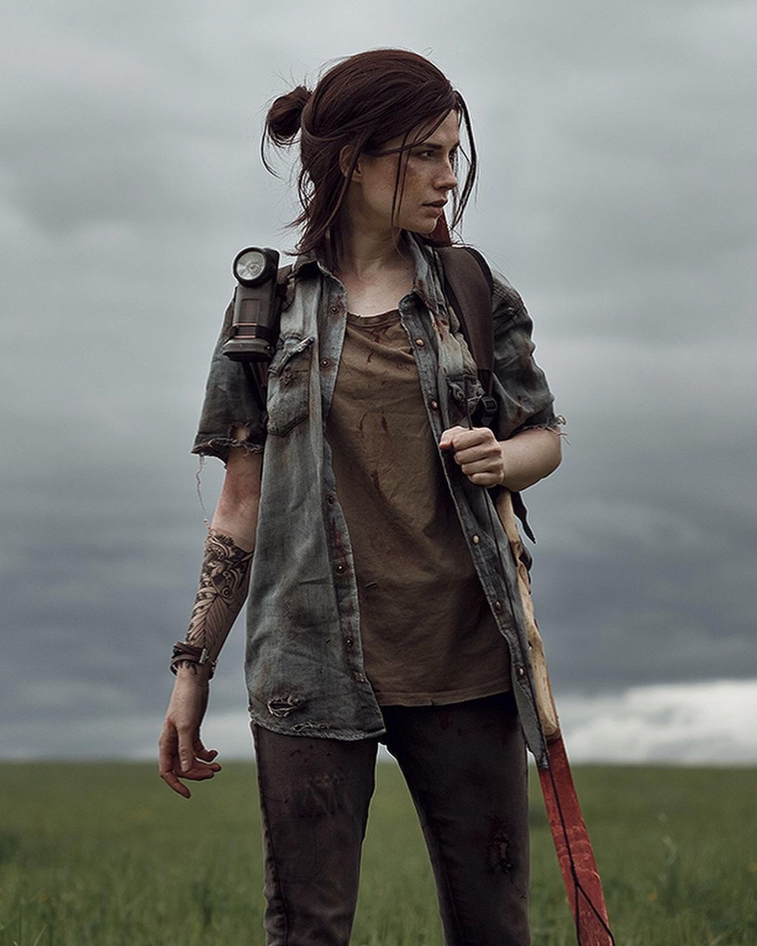 Ellie Cosplayer Perfects the Bleakness that is The Last of Us 2