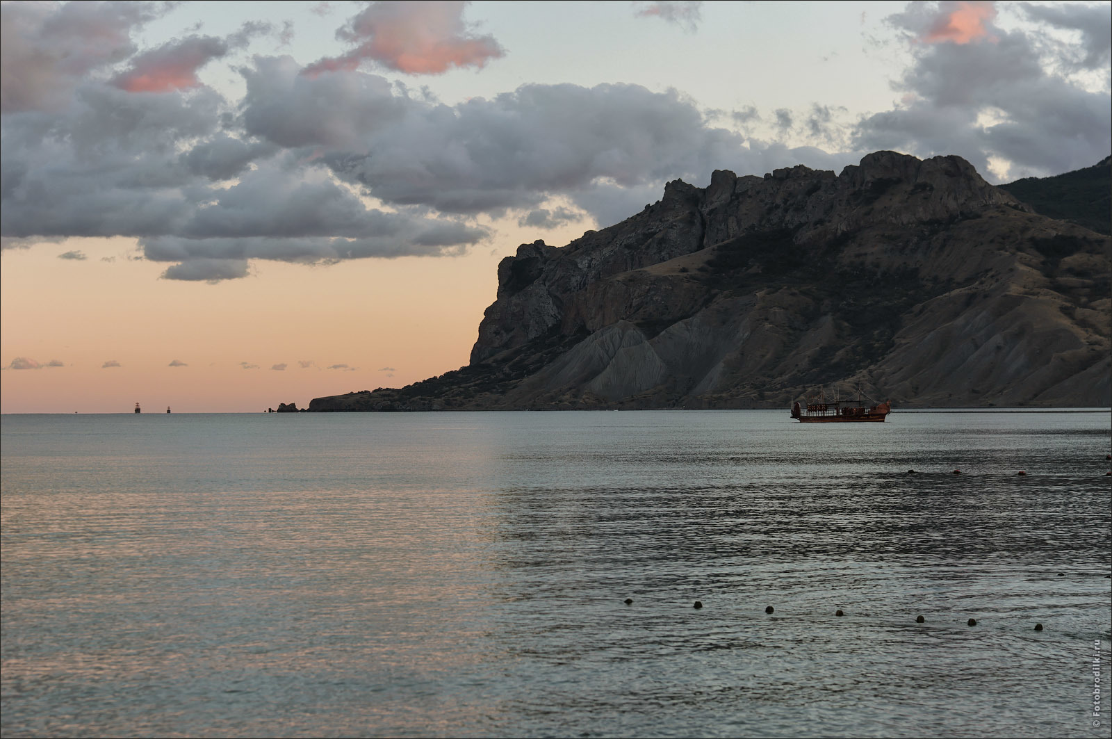 Photo fermentation: Koktebel, Crimea - My, Photobritish, Travels, Crimea, Sea, The mountains, Koktebel, sights, The photo, Longpost