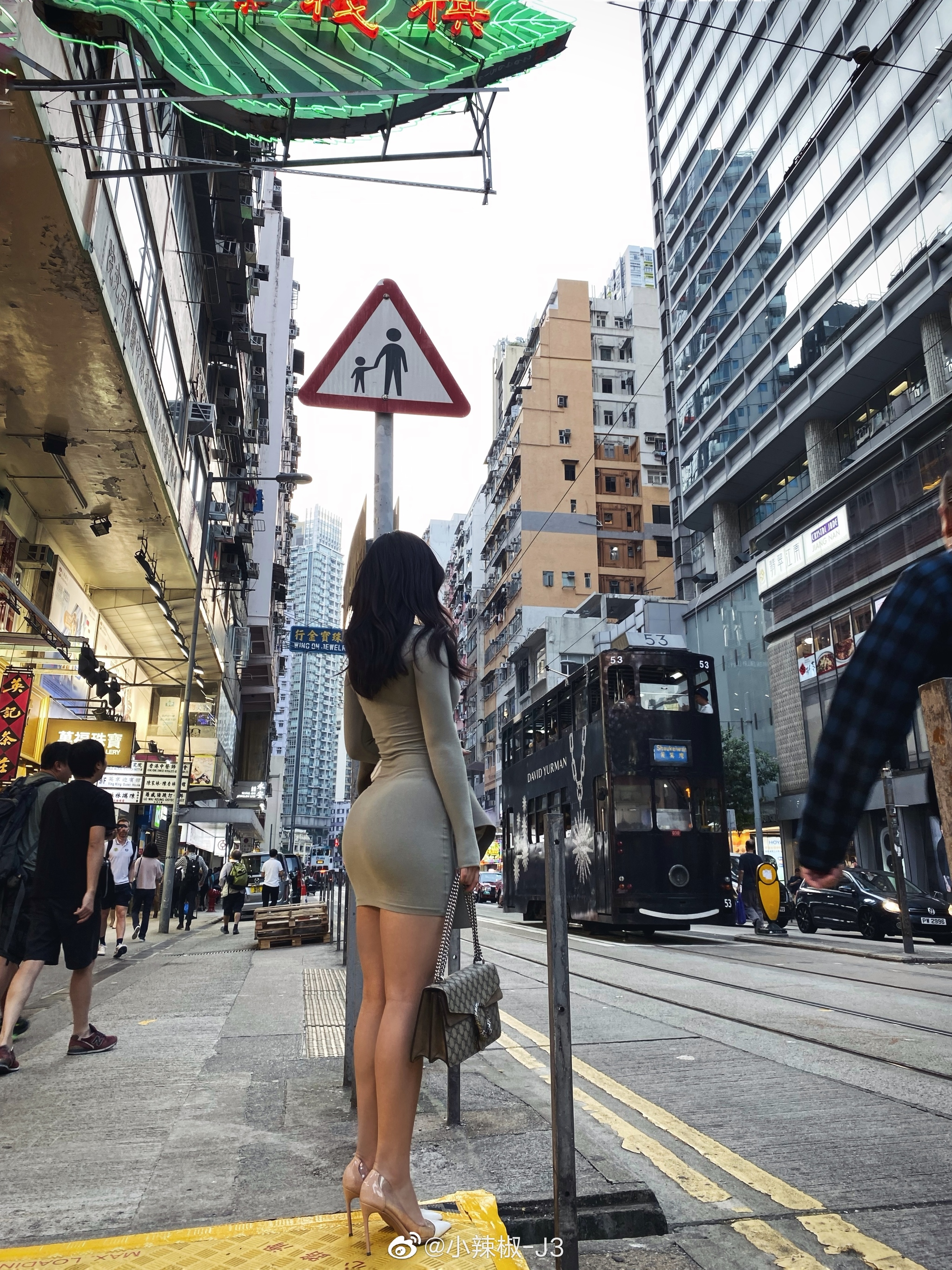 Passerby - Girls, Asian, Booty, Hairpins, Hong Kong