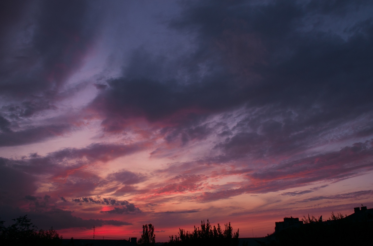 Just the sky and sunset views in different years - My, Donetsk, DPR, Yasynuvataya, Sky, Sunset, The photo, Town, Weather, Longpost