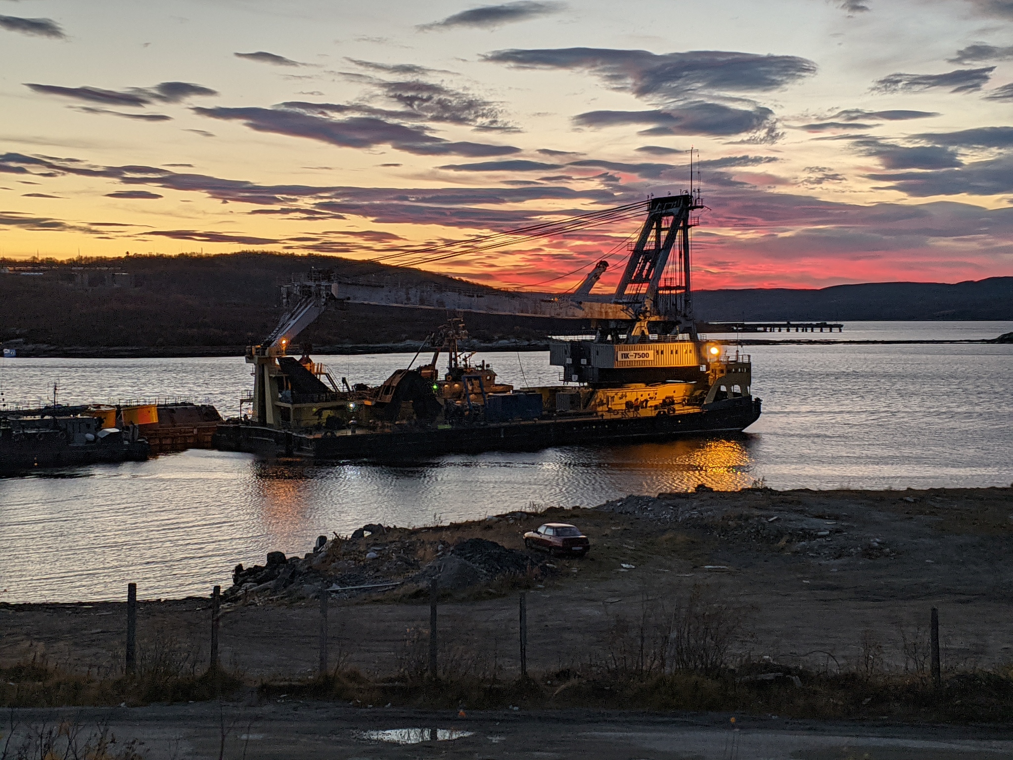 Floating crane - My, Mobile photography, Severomorsk, Vessel, Floating crane, Kola Bay