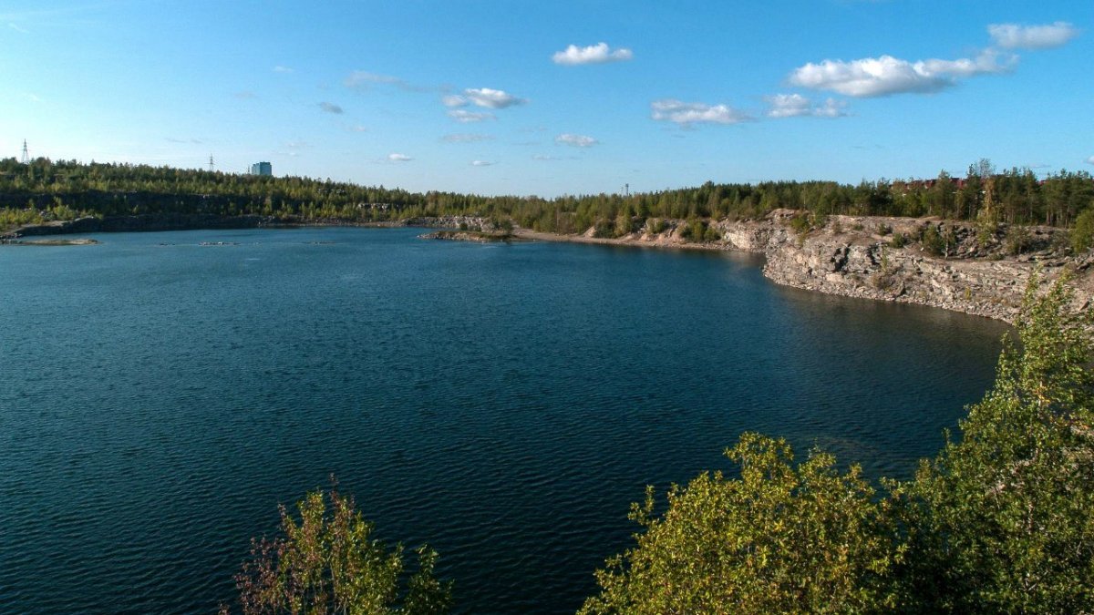 At the Klyuchevskoy quarry in Petrozavodsk, a future passage to the parking lot is being filled - Карелия, Petrozavodsk, Beautification, news