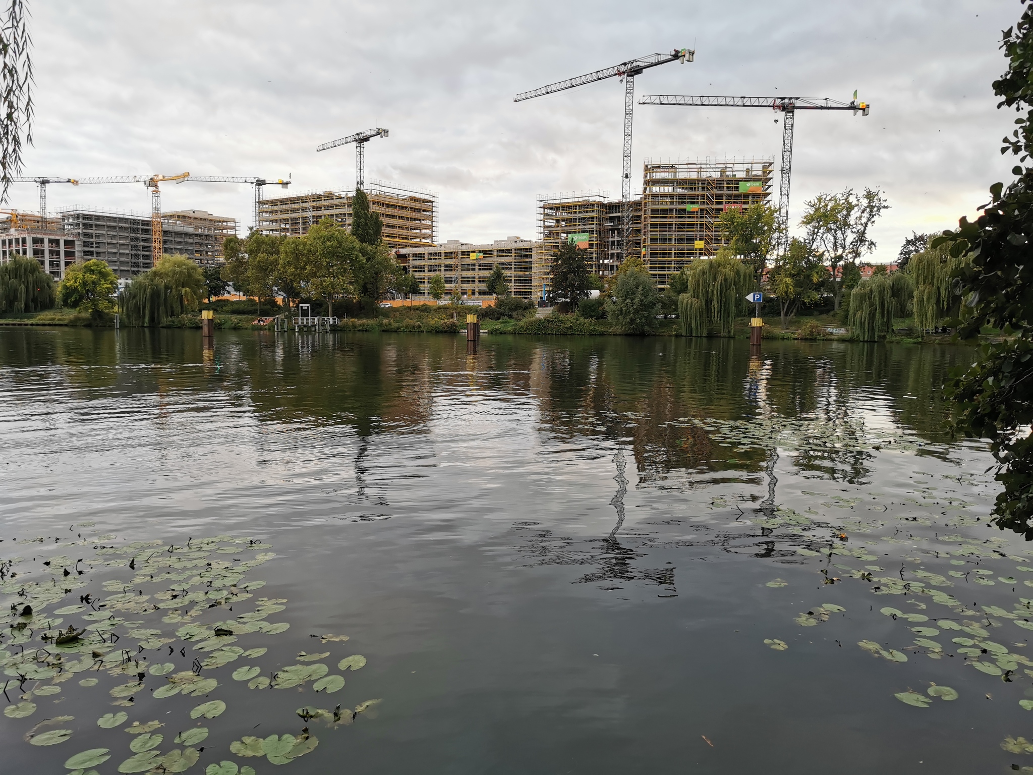 Coastal park near Nordhafen, Berlin - Berlin, Germany, Lake, Swamp, Construction, Hoisting crane