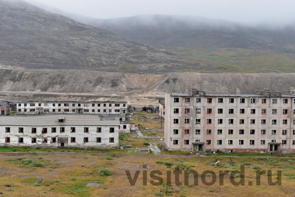 Courtyards of a ghost town. - My, , Abandoned, Russia, Ghost town, Chukotka, Travels, Travelers, Tourism, , Туристы, Longpost