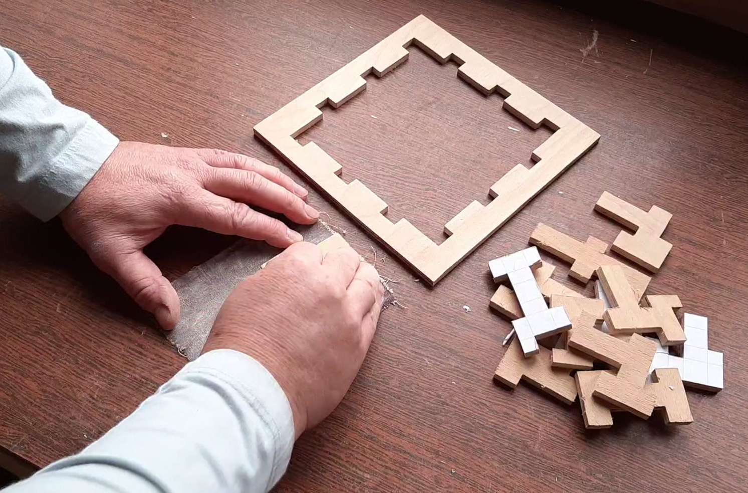 Plywood puzzle (on a jigsaw) - My, Needlework with process, Video, Wood products, Plywood, Puzzle, Jigsaw, Woodworking, Longpost, Dog