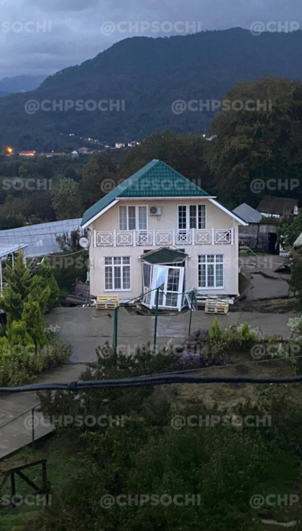 Rainy season continues in Sochi - Sochi, Landslide, Mudflow, Incident, Negative, The photo, Lodging, Longpost