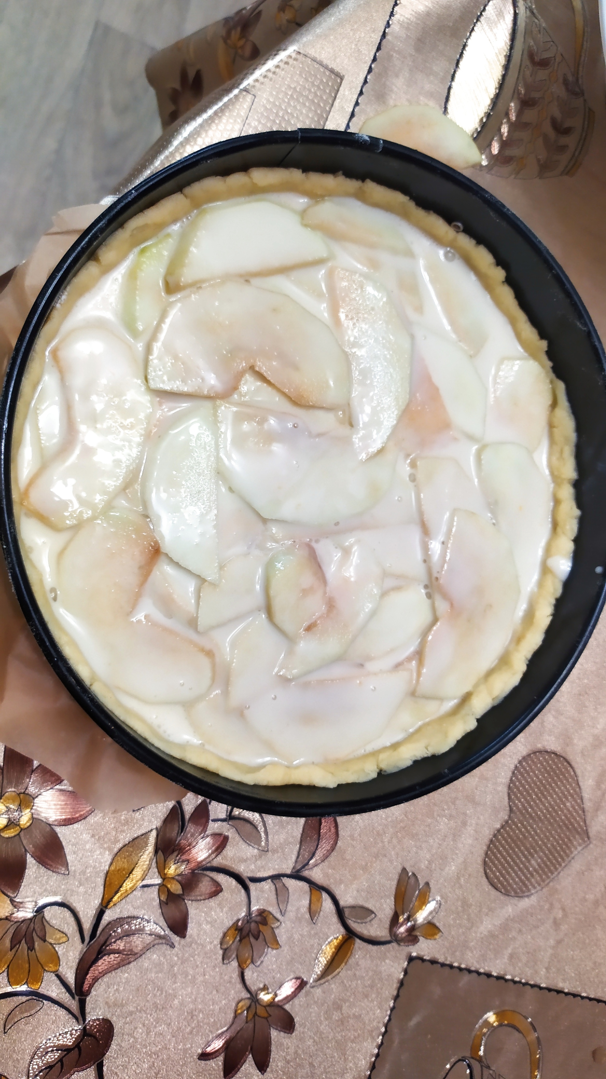 Tsvetaevsky pie with apples. - My, Men's cooking, Pie, Apples, Sour cream, Recipe, The photo, Longpost