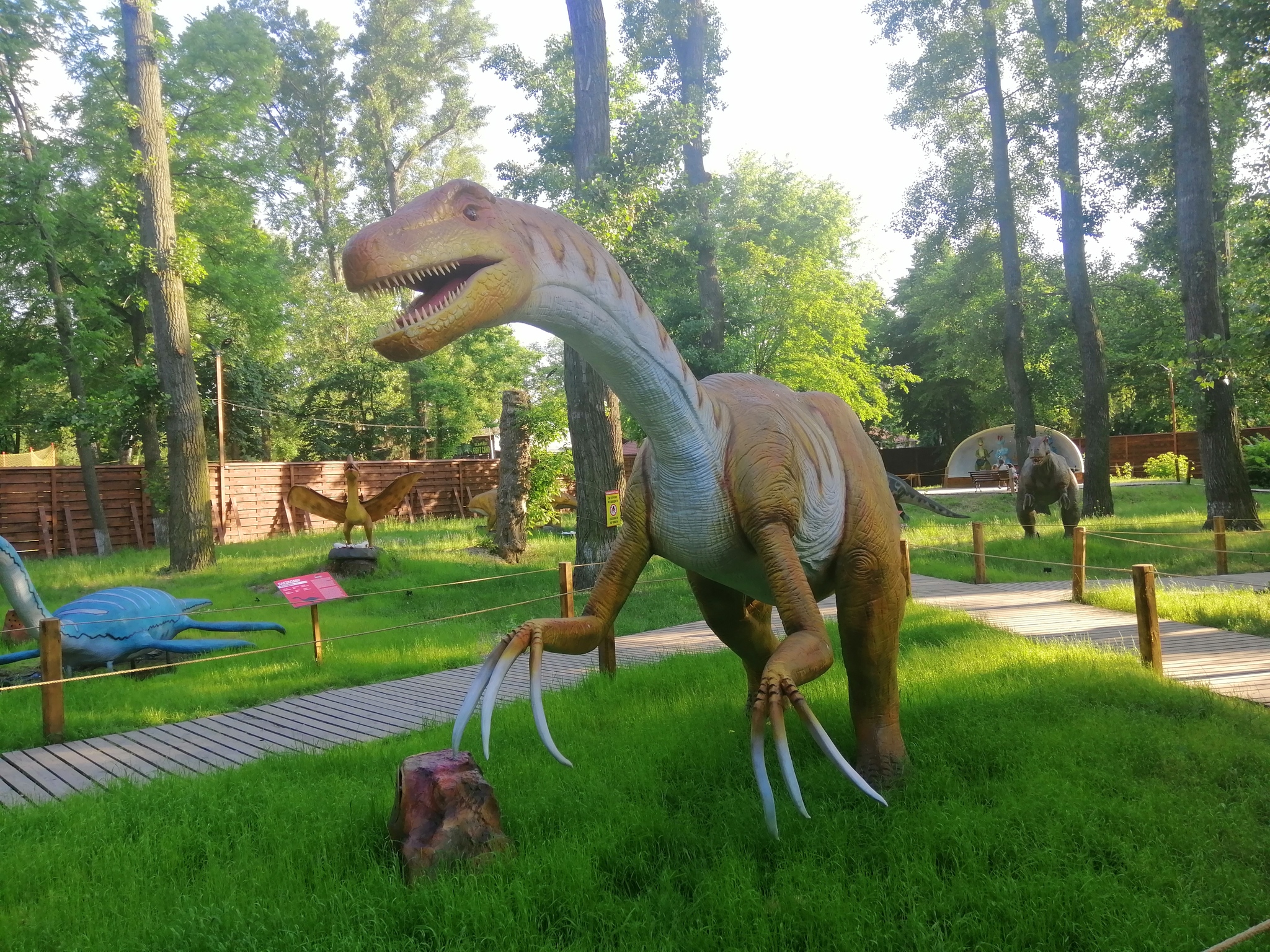 Exhibition of dinosaurs at Hydropark - My, Dinosaurs, Kiev, Hydropark, Longpost