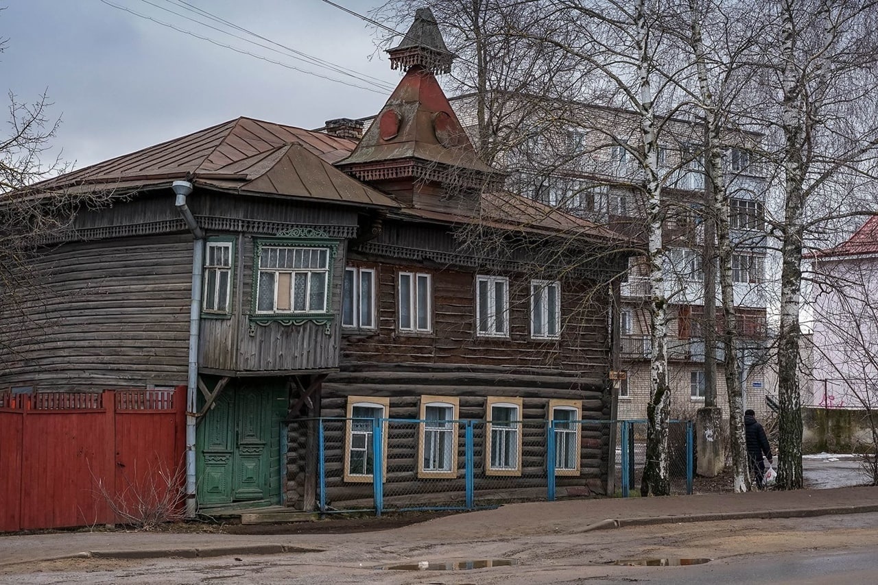 Деревянный модерн города Кимры в Тверской области | Пикабу