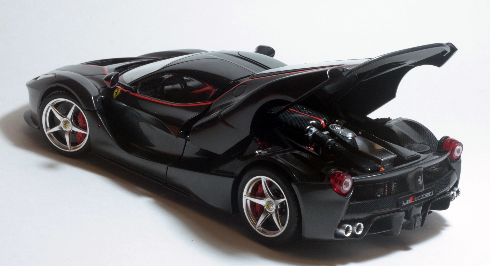 Ferrari LaFerrari by Tamiya in 1:24 scale - My, Ferrari, Ferrari laferrari, Tamiya, Scale model, Car modeling, Longpost