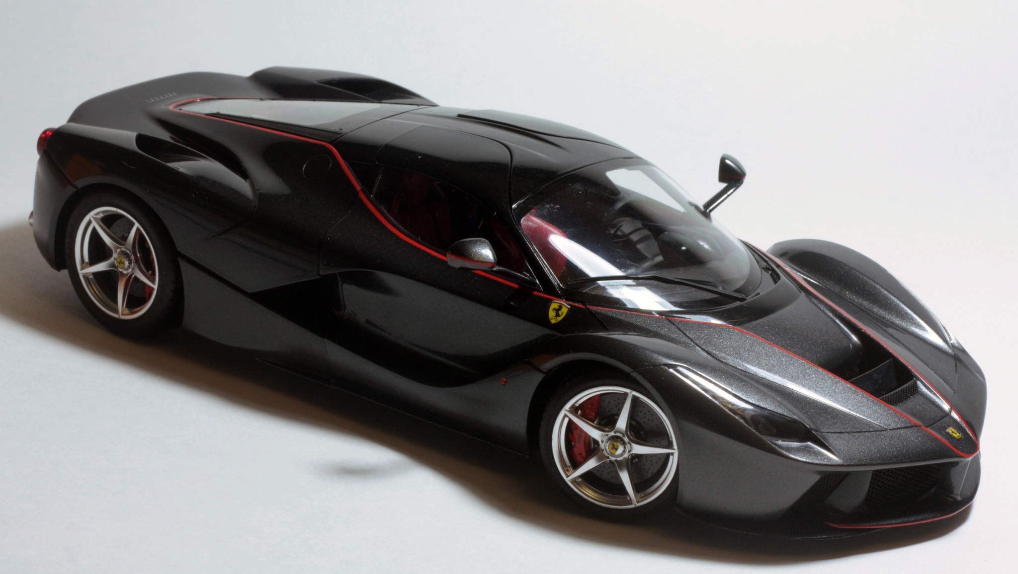 Ferrari LaFerrari by Tamiya in 1:24 scale - My, Ferrari, Ferrari laferrari, Tamiya, Scale model, Car modeling, Longpost