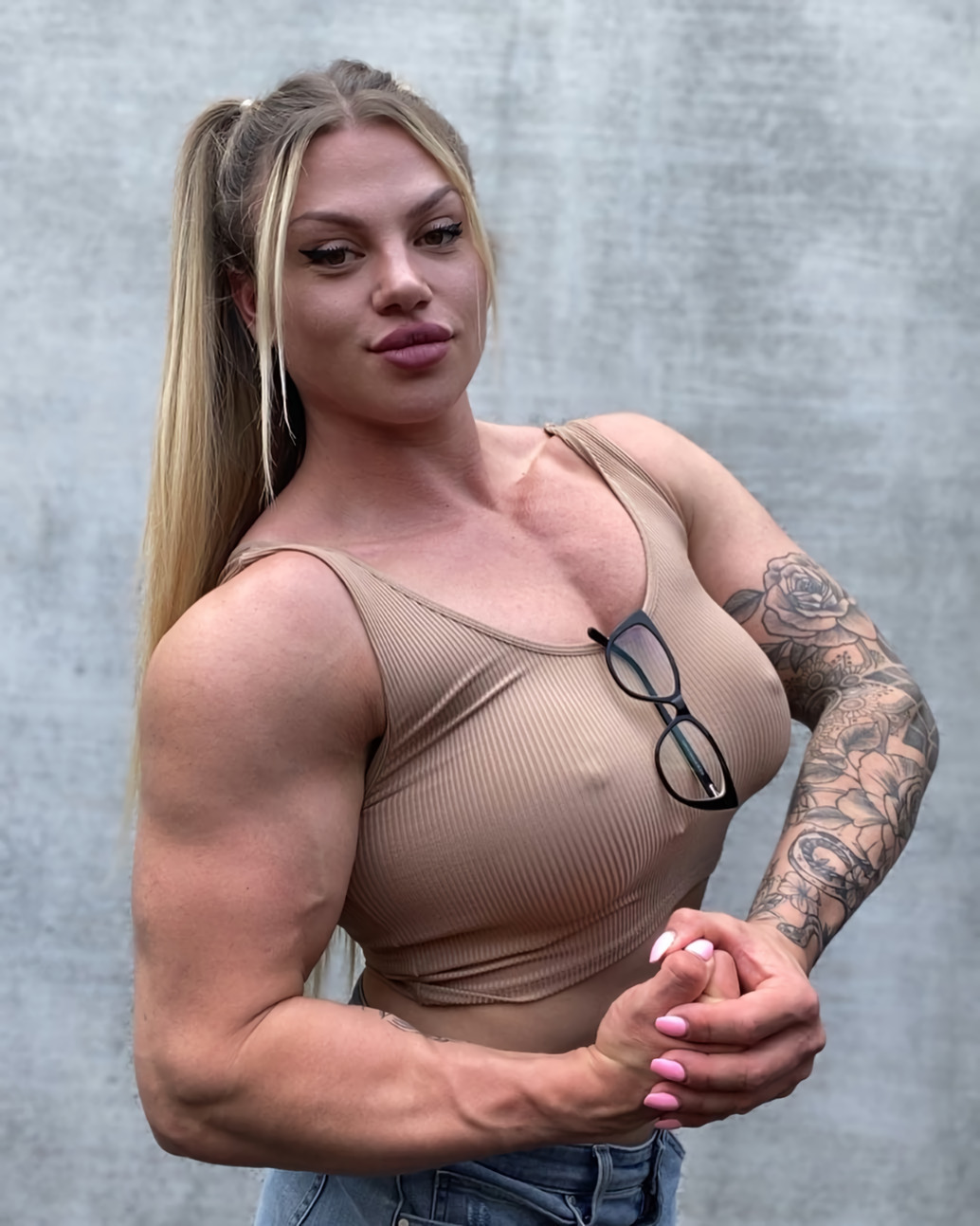 Vera Schroeder (@verininini) - NSFW, Strong girl, Sleep-Sleep, Girls, The photo, Sports girls, Body-building, Bodybuilders, Video, Longpost, Vera Schroeder