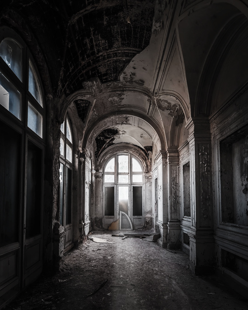 Abandoned castle in Len region - My, Manor, Abandoned, Basement, Mystic, Mikhaylovka, Urbanfact, Video blog, Stalker, , Urbanism, Story, Urbanphoto, Video, Leningrad region, Longpost