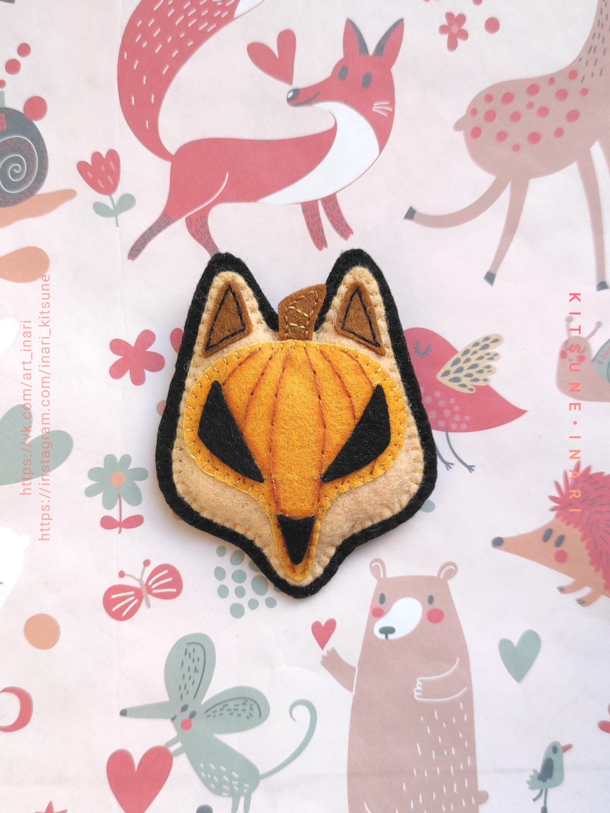 Demonic pumpkin-fox made of felt :) - My, Fox, Felt, Needlework without process, Needlework, Creation, Sewing, Animals, Brooch, , Toys, With your own hands, Crafts, Handmade, Halloween, Pumpkin, Halloween pumpkin, Orange, Kitsune, Creative, Decoration, Holidays, Longpost