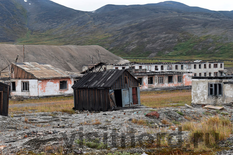 Walks in the dead city: boiler room, condensed milk - My, Adventures, Travels, Chukotka, , To be continued, Abandoned, Ghost town, Travelers, , Туристы, Tourism, North, Longpost