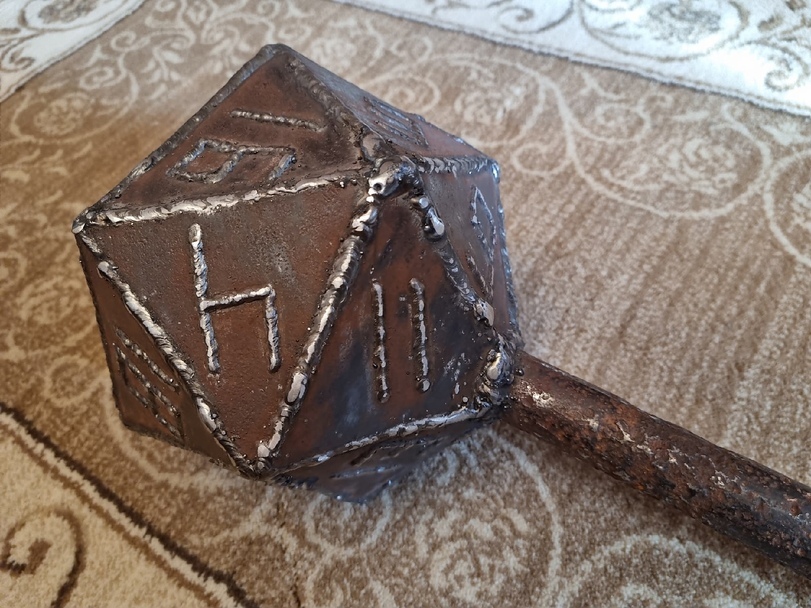 1d20 bludgeoning damage - Hammer, Mace