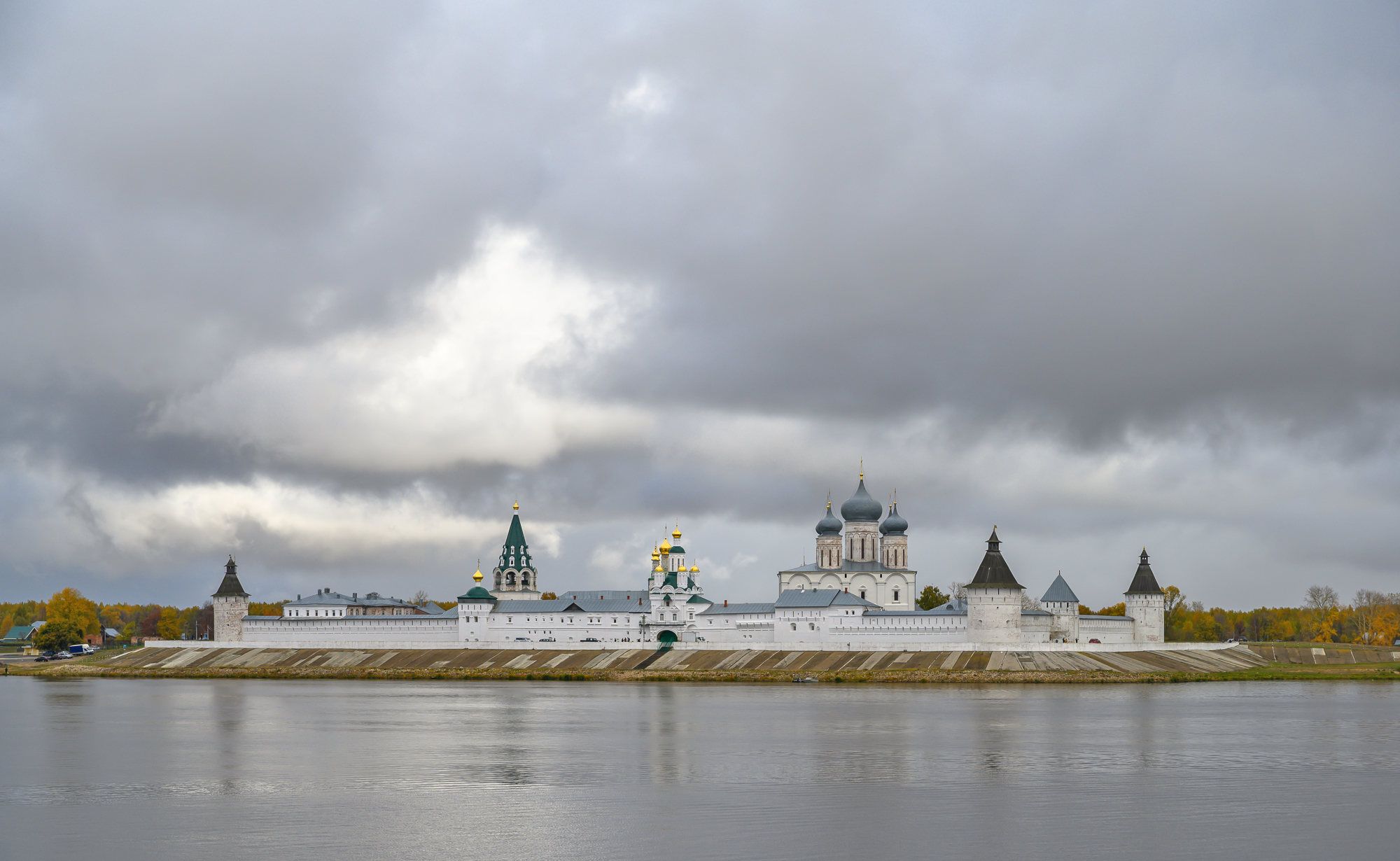 Morning fishing in autumn interior - My, Fishing, Autumn, Morning, Fog, Volga river, Longpost