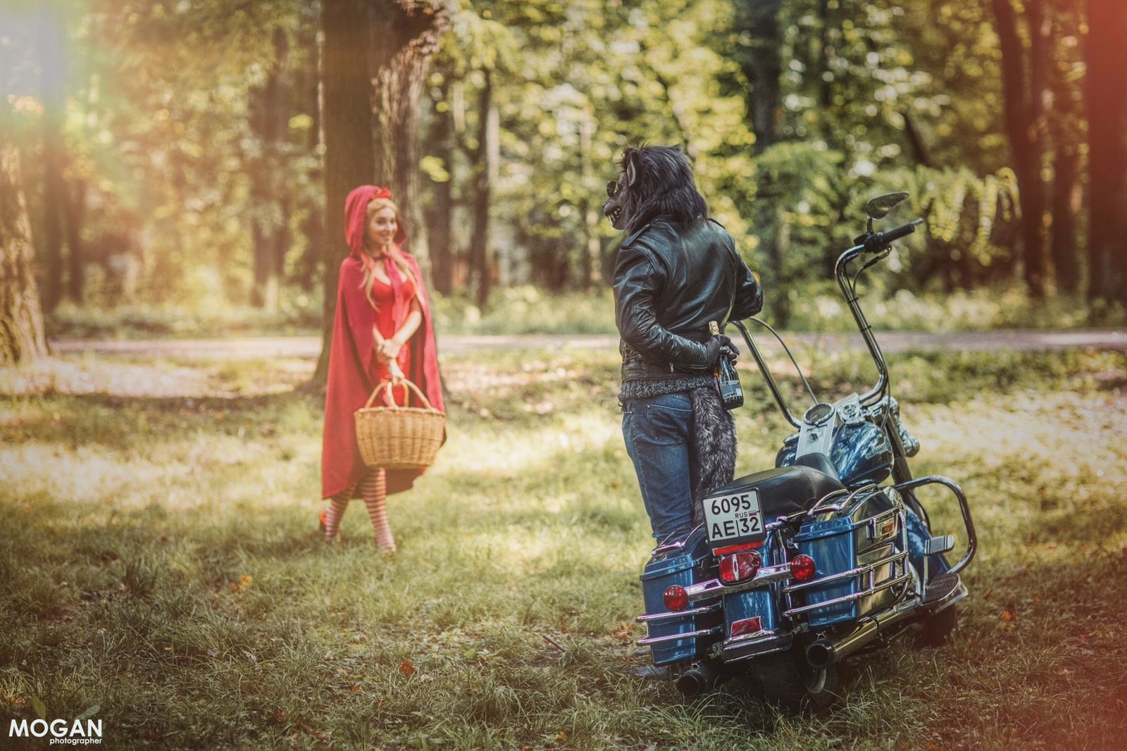 Gray Wolf and Little Red Riding Hood. - My, Little Red Riding Hood, Wolf, Story, Cosplay, Fairy tale for adults, Not such a fairy tale, Halloween, Friday tag is mine, Video, Longpost, Moto