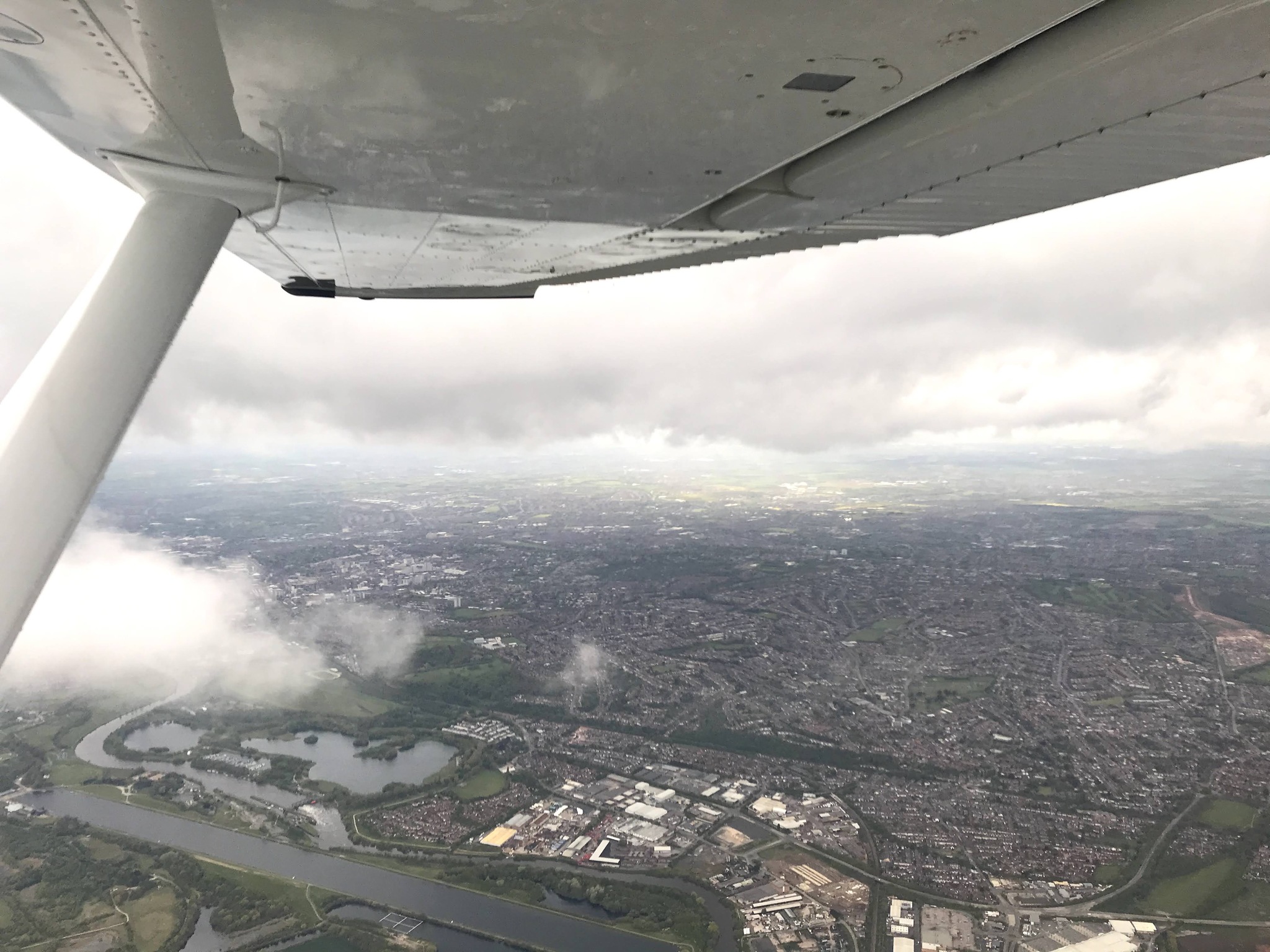 Passage of the Cessna-182 aircraft across the Atlantic, part 5. Final - My, Aviation, Pilot, England, London, Travels, Flight, Sky, Small aircraft, Video, Longpost