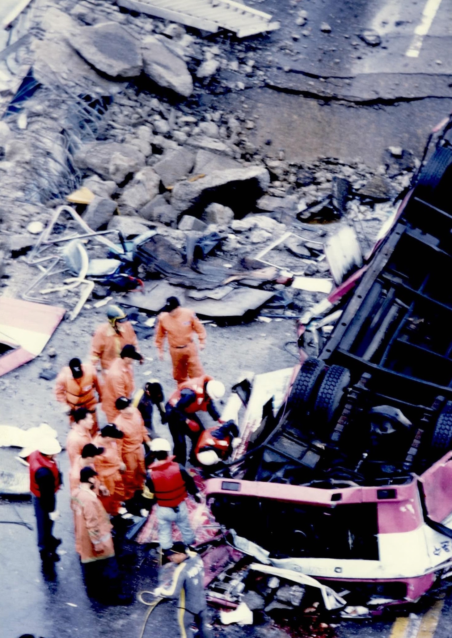 The collapse of the Songsu Tegyo bridge in the capital of South Korea - My, South Korea, Bridge, Seoul, Catastrophe, Negative, Story, Video, Longpost