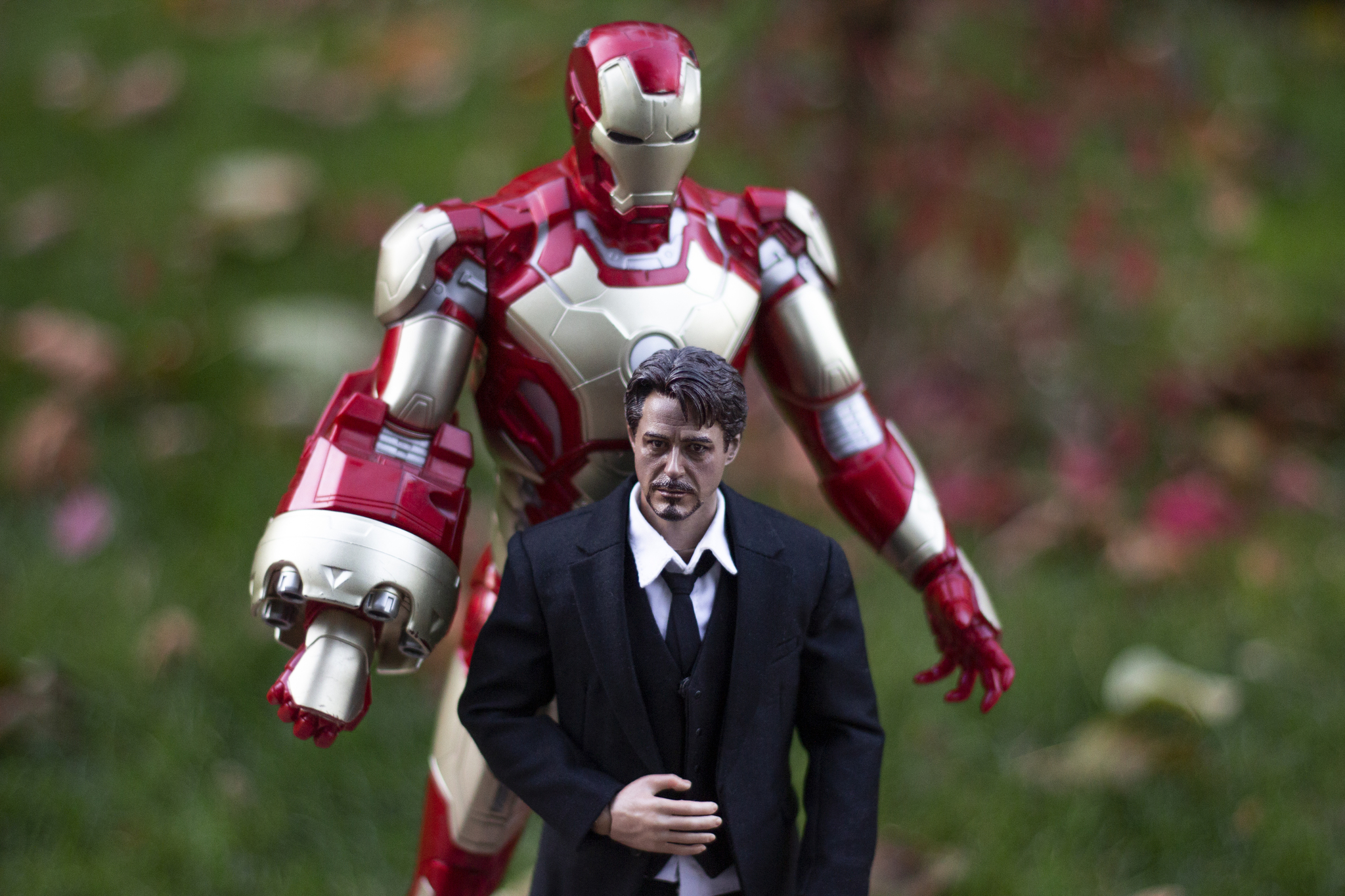 Tony Stark Love Post 2.0 - My, Tony Stark, Robert Downey Jr., iron Man, Marvel, Needlework, Needlework without process, PHOTOSESSION, Jointed doll, Longpost, , Tony, Iron Man helmet